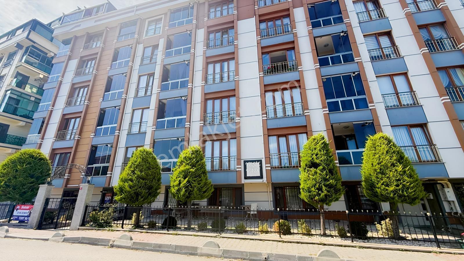 Eyüpsultan Düğmeciler Mahallesi 3+1 Satılık Daire