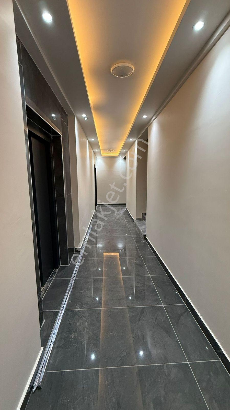 Erdemli Alata 2+1 Pazar Yerine Yakın Kiralık Daire