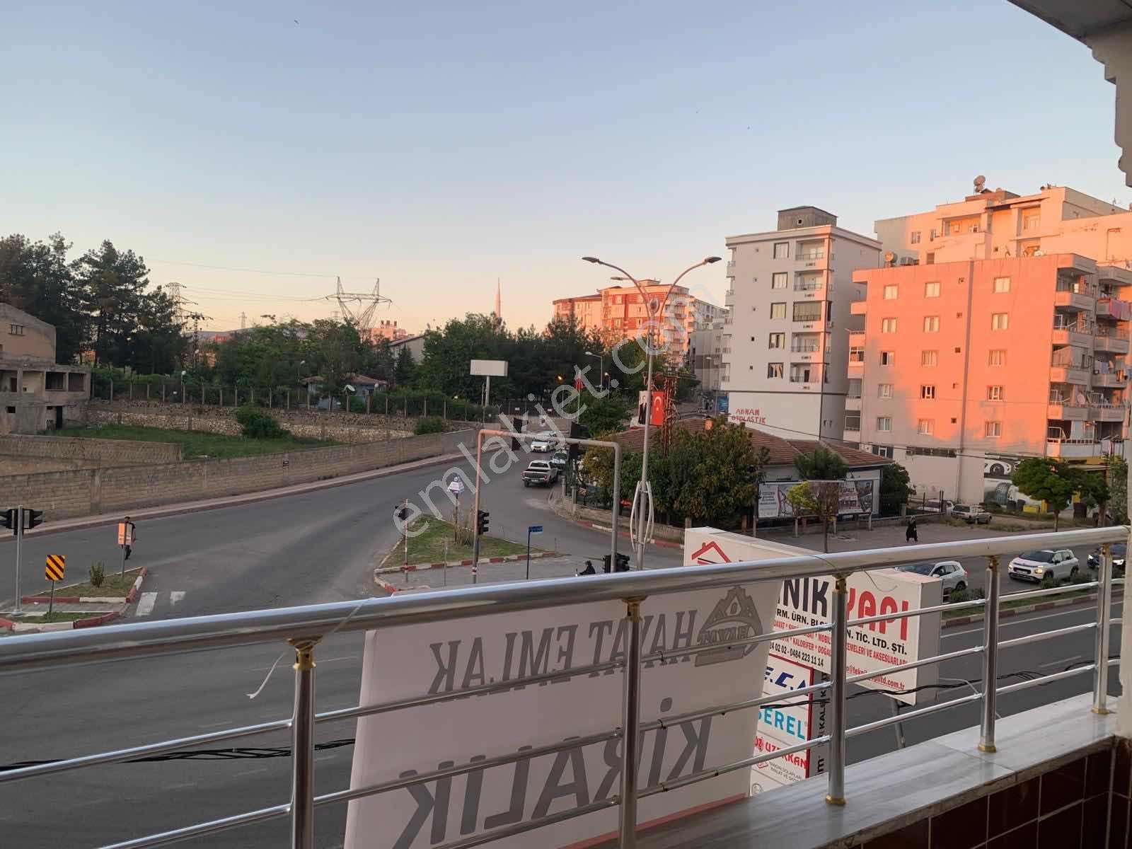 Barden Otel Karşısı Ana Cadde Üstü Kiralık 3+1 Daire - Görsel 26