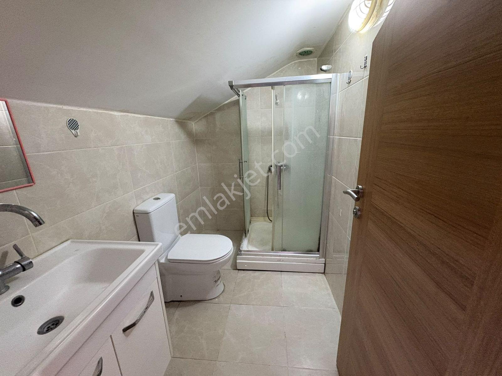 Kayışdağı Metroya Yakın, Eşyalı Ve Teraslı 1+1 Kiralık Daire - Görsel 7