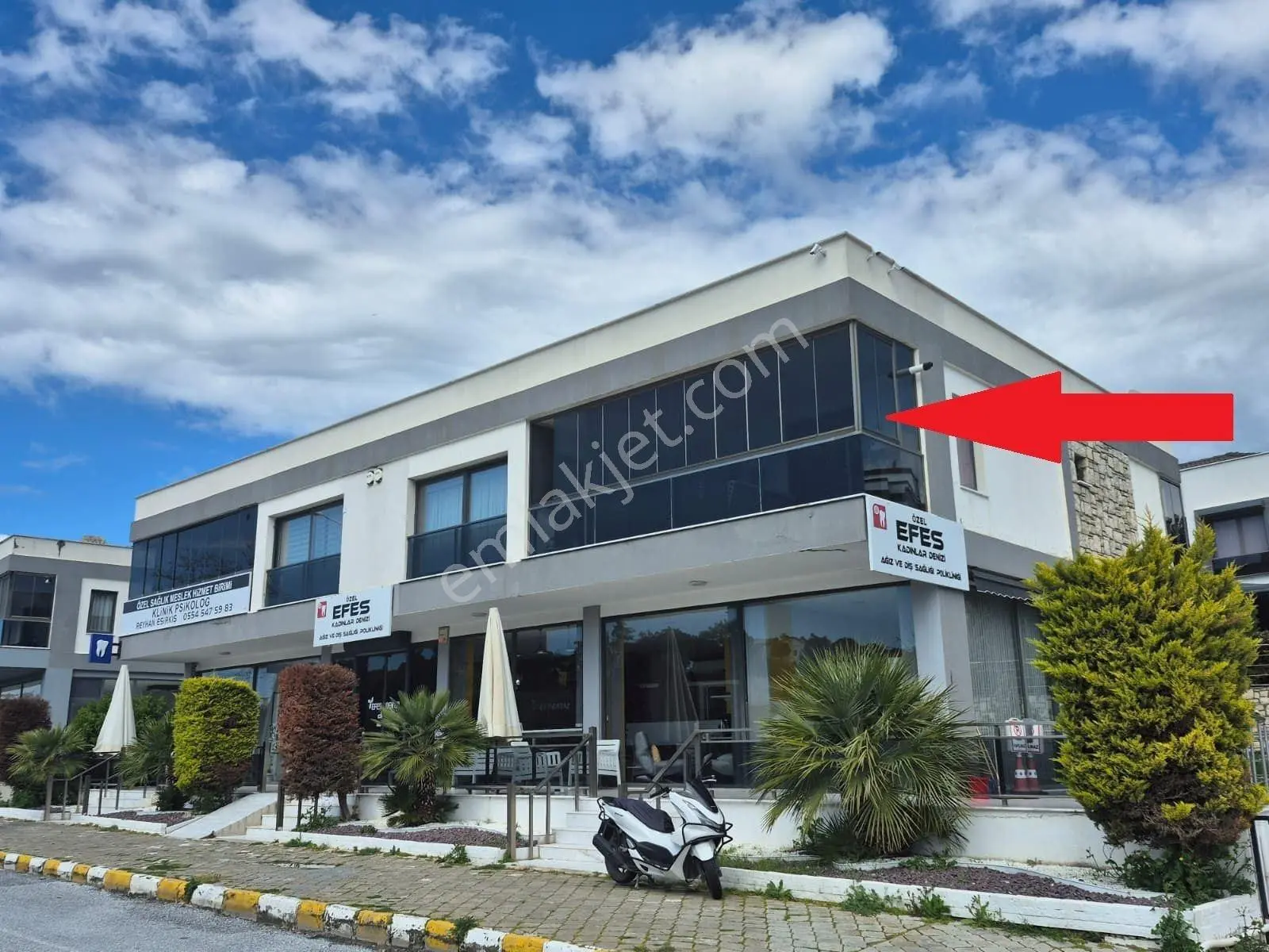 Kuşadası Kadınlar Denizinde Geniş Bakımlı 3+1 Satılık Daire - Görsel 3