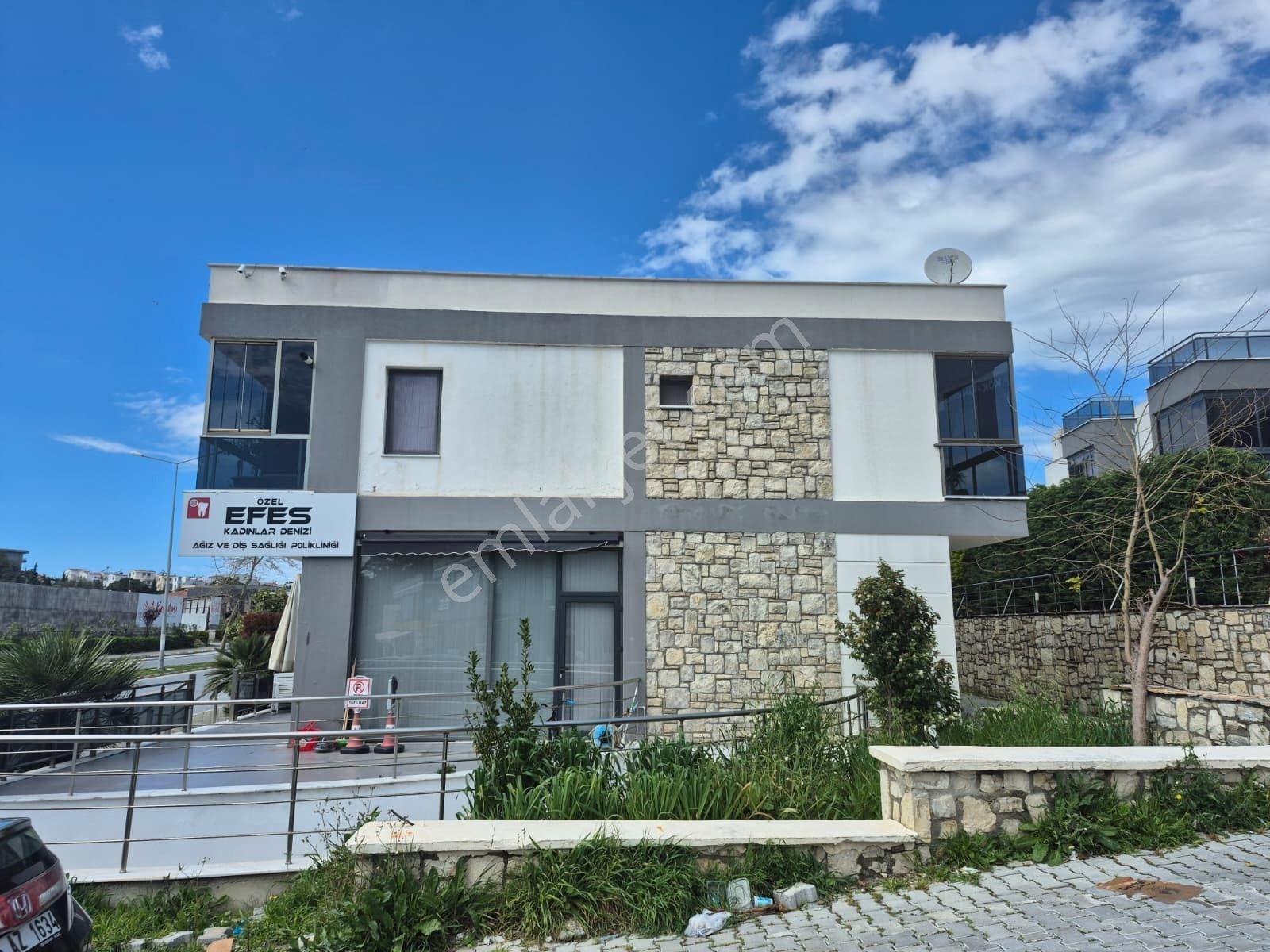 Kuşadası Kadınlar Denizinde Geniş Bakımlı 3+1 Satılık Daire - Görsel 25