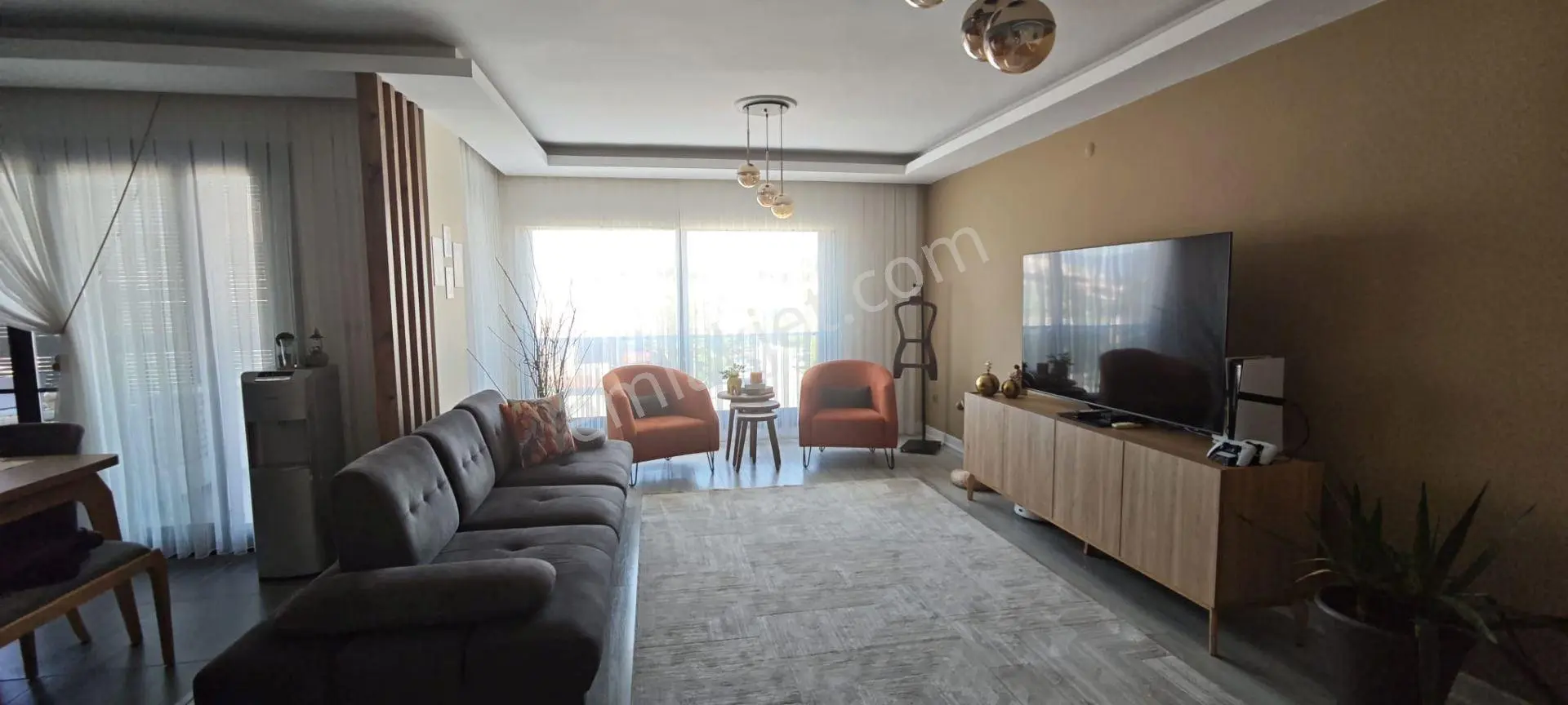 Kuşadası Kadınlar Denizinde Geniş Bakımlı 3+1 Satılık Daire - Görsel 4