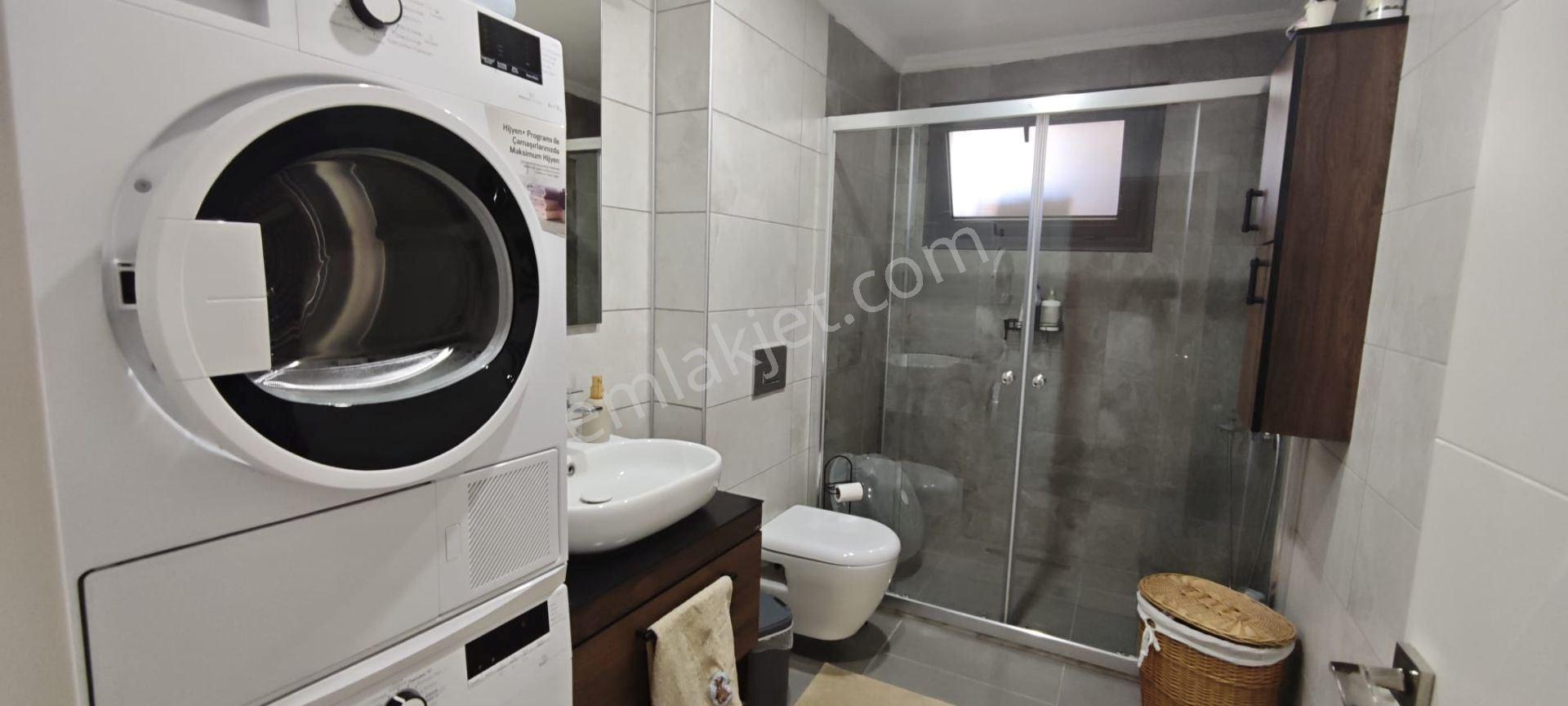 Kuşadası Kadınlar Denizinde Geniş Bakımlı 3+1 Satılık Daire - Görsel 16