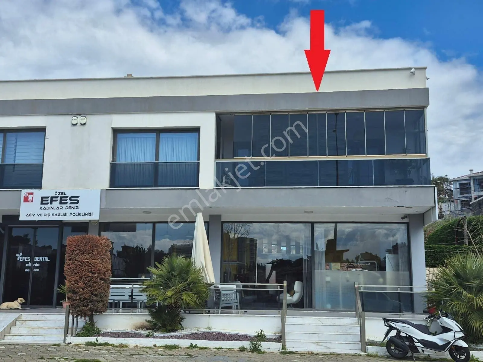 Kuşadası Kadınlar Denizinde Geniş Bakımlı 3+1 Satılık Daire - Görsel 2