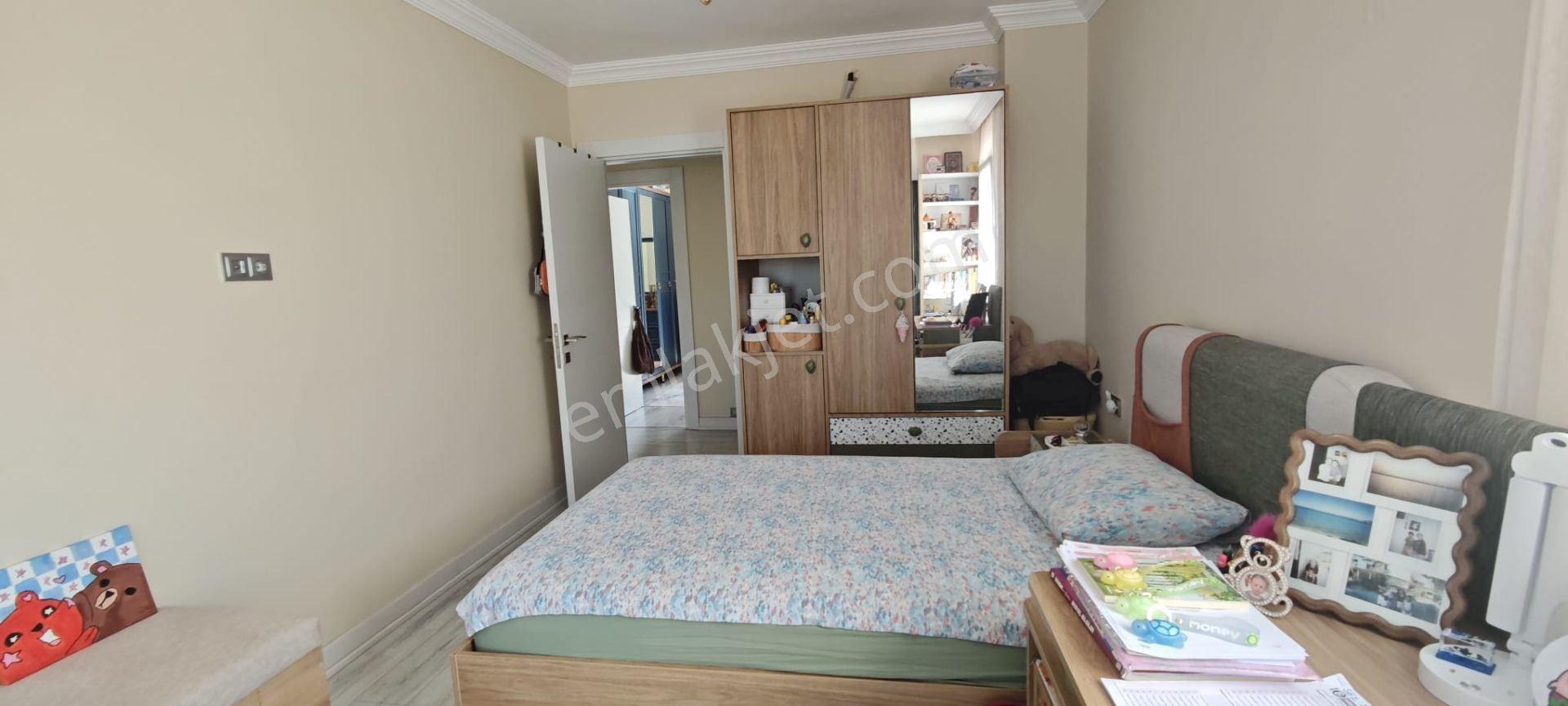Kuşadası Kadınlar Denizinde Geniş Bakımlı 3+1 Satılık Daire - Görsel 13