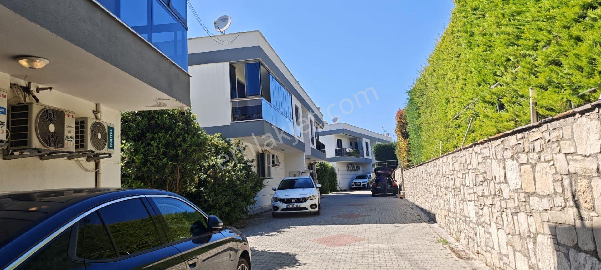 Kuşadası Kadınlar Denizinde Geniş Bakımlı 3+1 Satılık Daire - Görsel 29