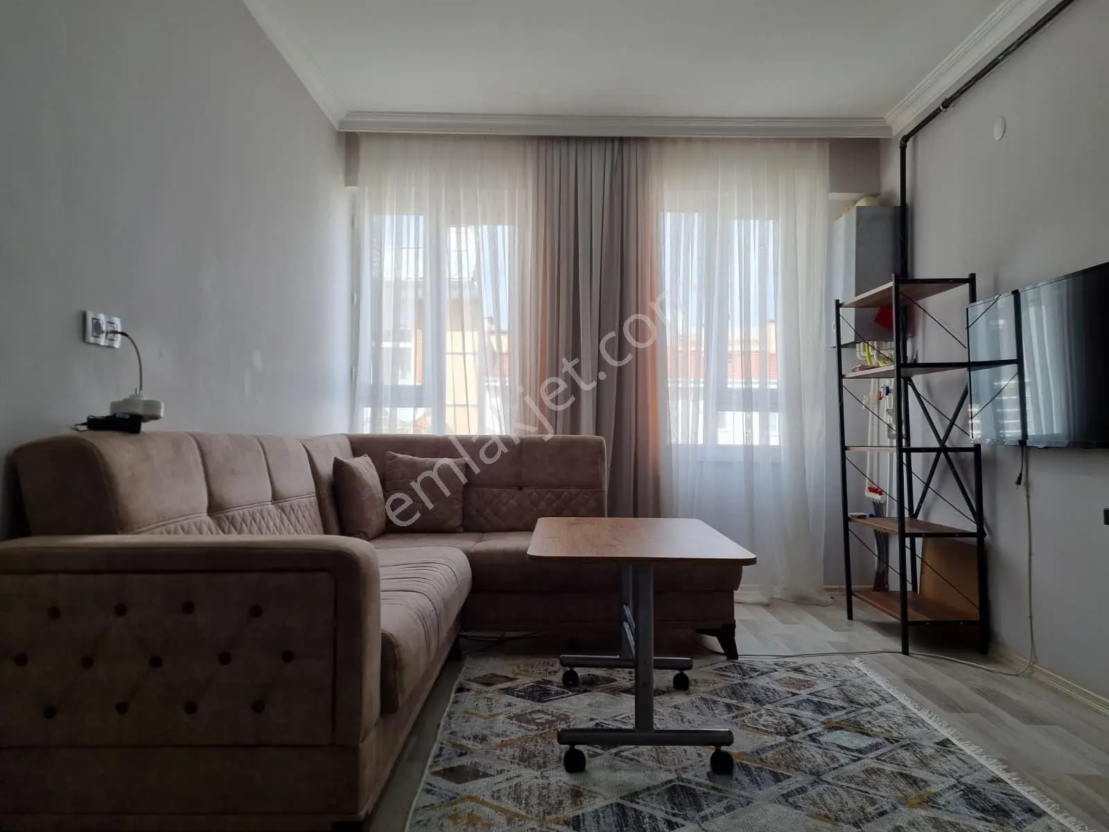 Eskişehir -tepebaşı Sütlüce Mahallesinde Satılık Daire 1+1; Anadolu Üniversitesi Yakını;