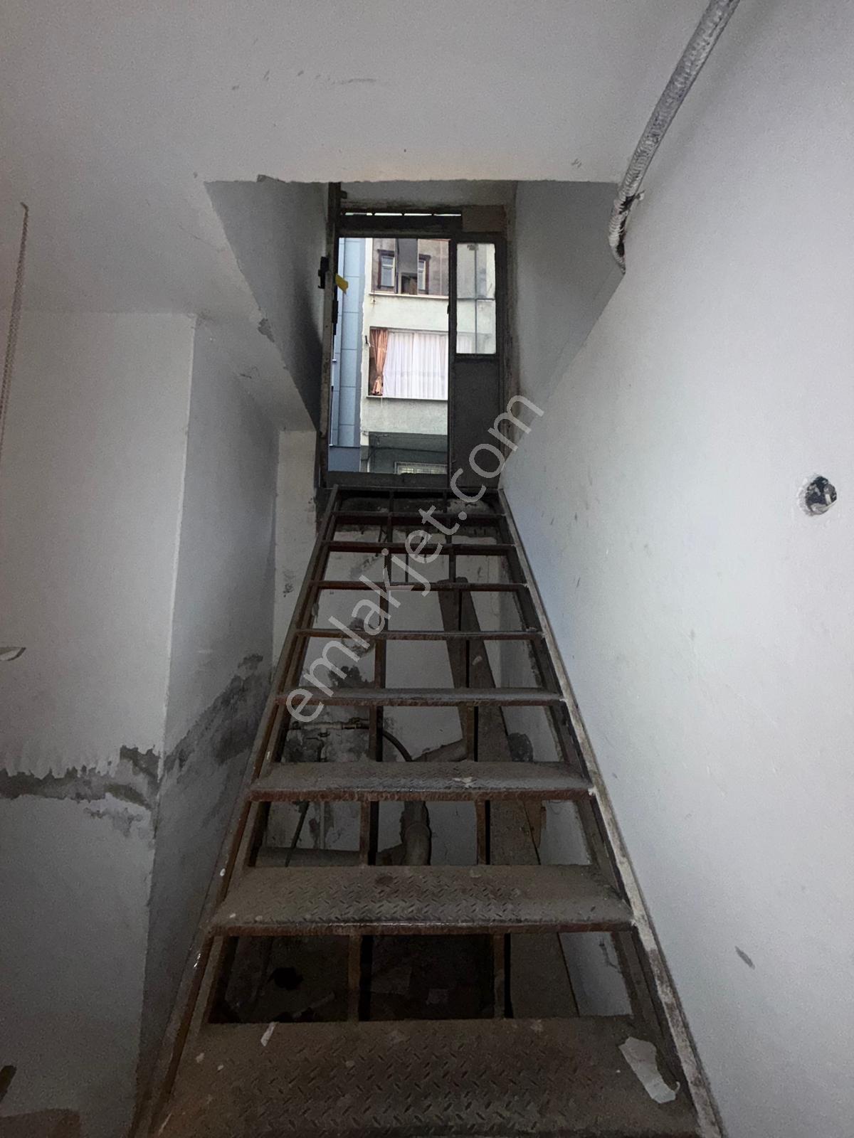 Satılık 2 Katlı Her İşe Uygun Dükkan 2 Bağımsız Giriş - Görsel 12