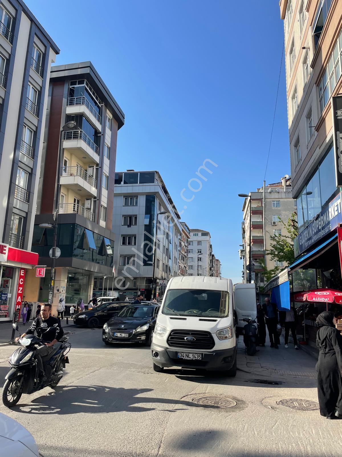 B.evler Hürriyet'te Genç Binada 2+1 Ön Cephe Ara Kat Daire - Görsel 24