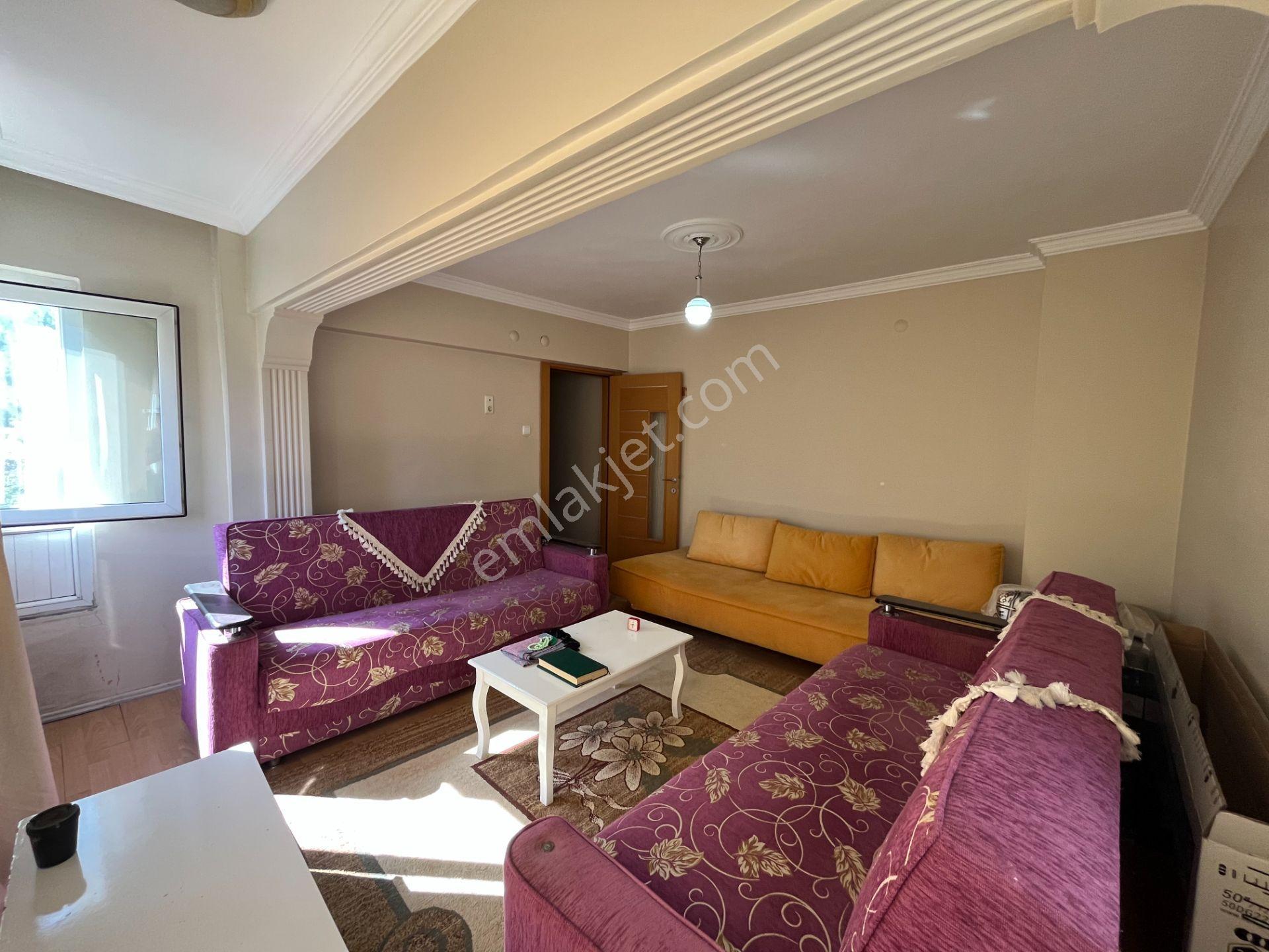 Küçük Çiğli Mah. Eşyalı, Doğalgazlı, Ara Kat 3+1 Kiralık Daire - Görsel 16