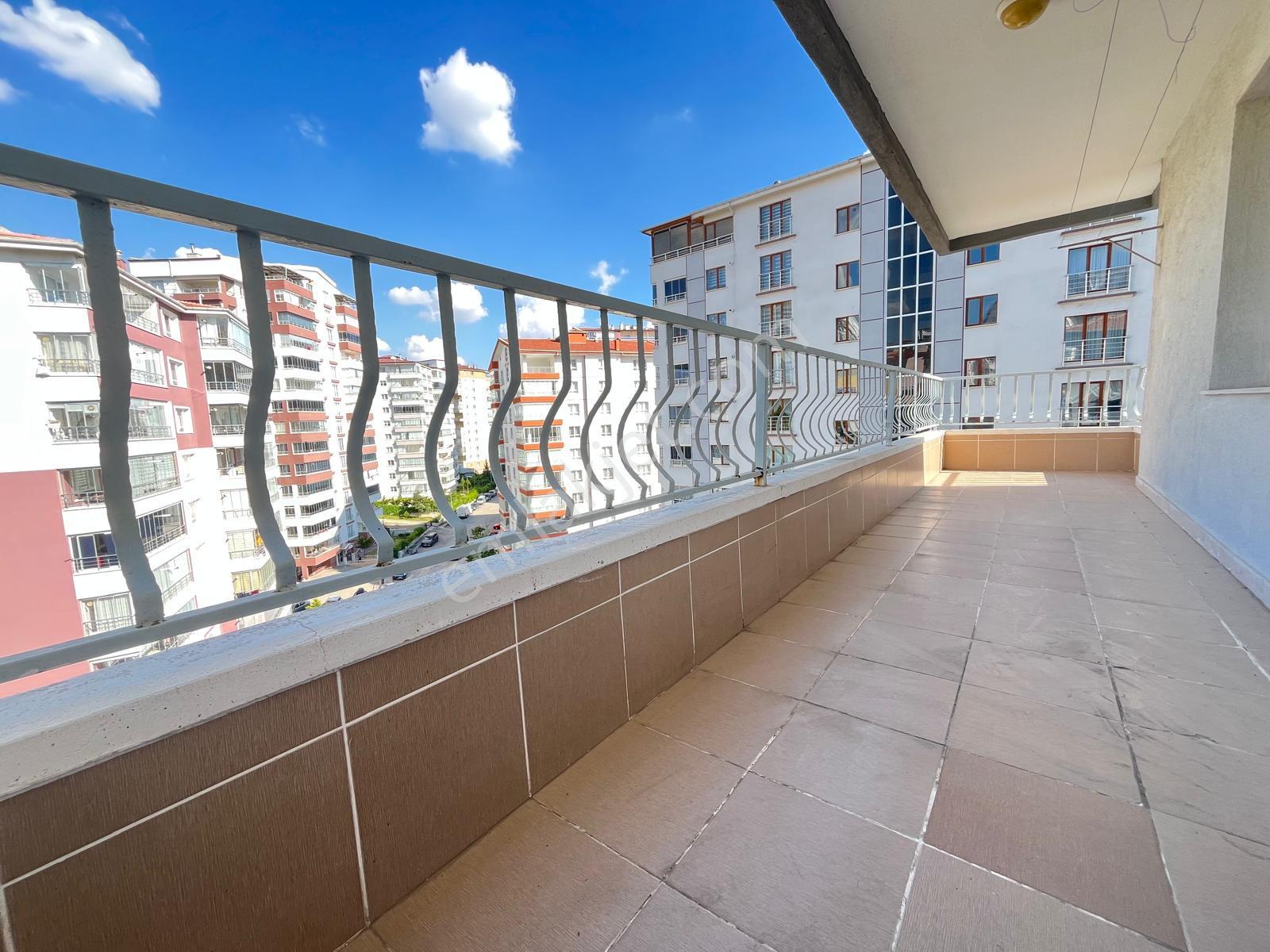 Çiğdemtepe Mah. Selim Caddesinde Park Manzaralı 3+1 Kiralık Daire - Görsel 20