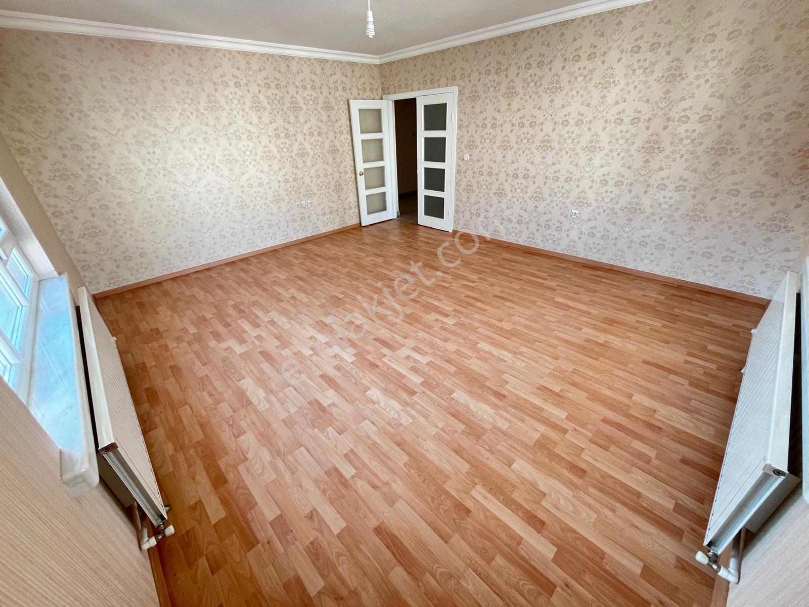Çiğdemtepe Mah. Selim Caddesinde Park Manzaralı 3+1 Kiralık Daire - Görsel 13