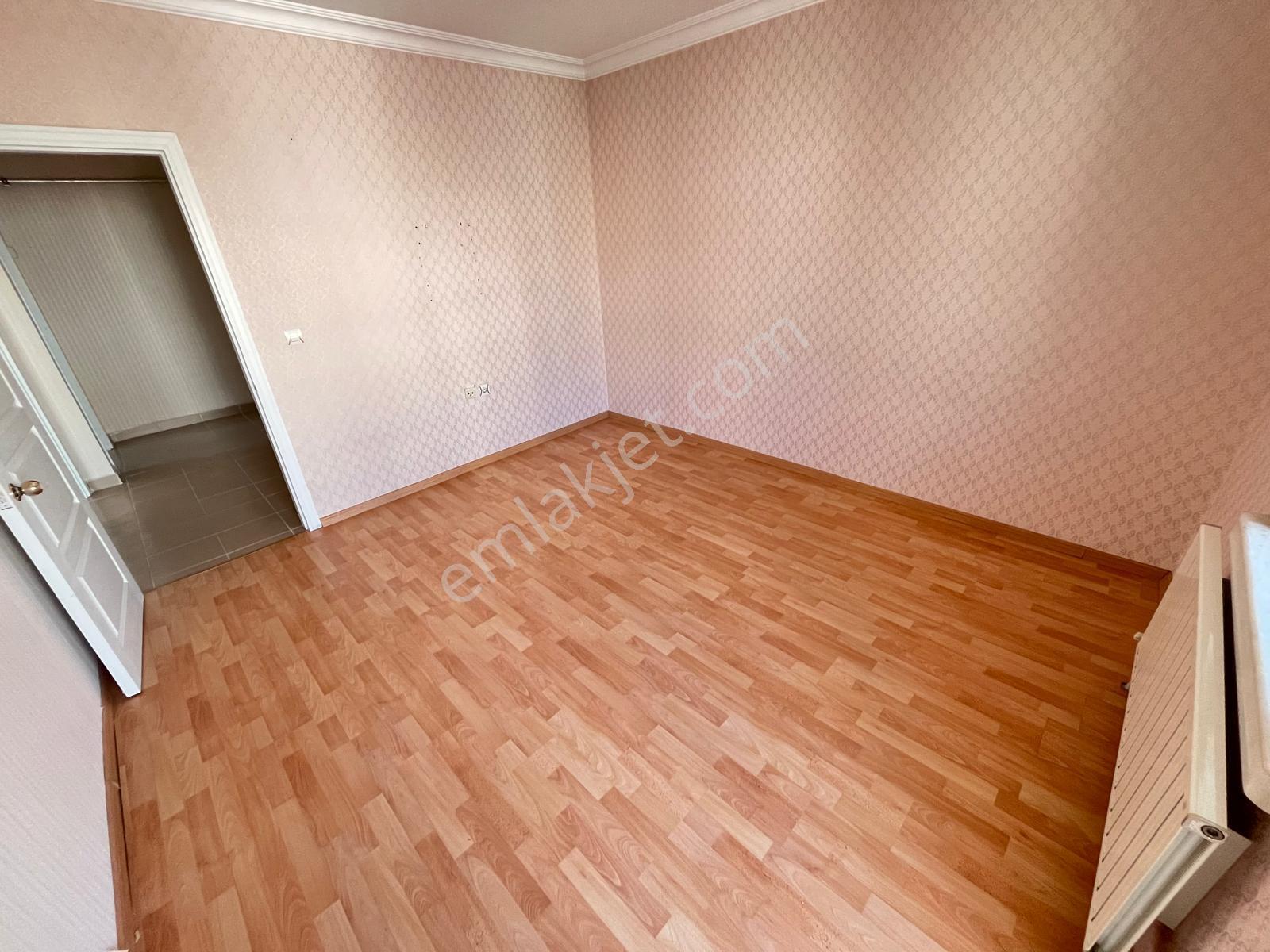 Çiğdemtepe Mah. Selim Caddesinde Park Manzaralı 3+1 Kiralık Daire - Görsel 15
