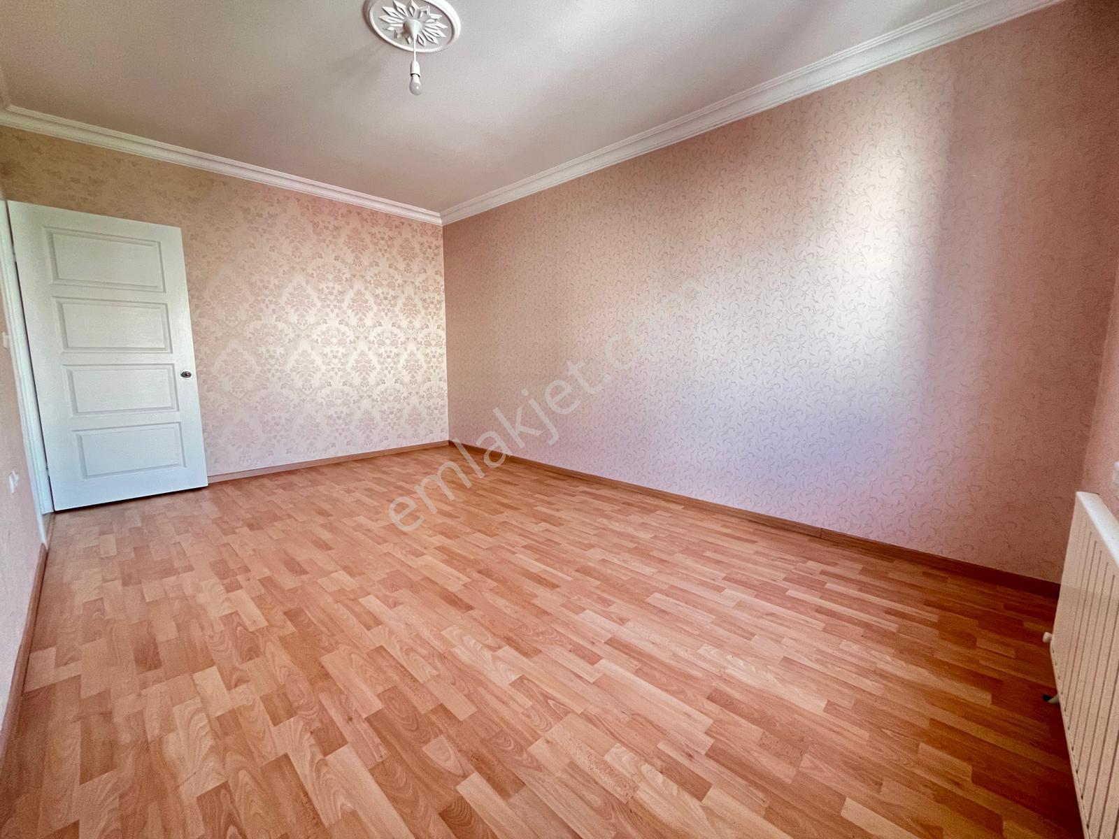 Çiğdemtepe Mah. Selim Caddesinde Park Manzaralı 3+1 Kiralık Daire - Görsel 25