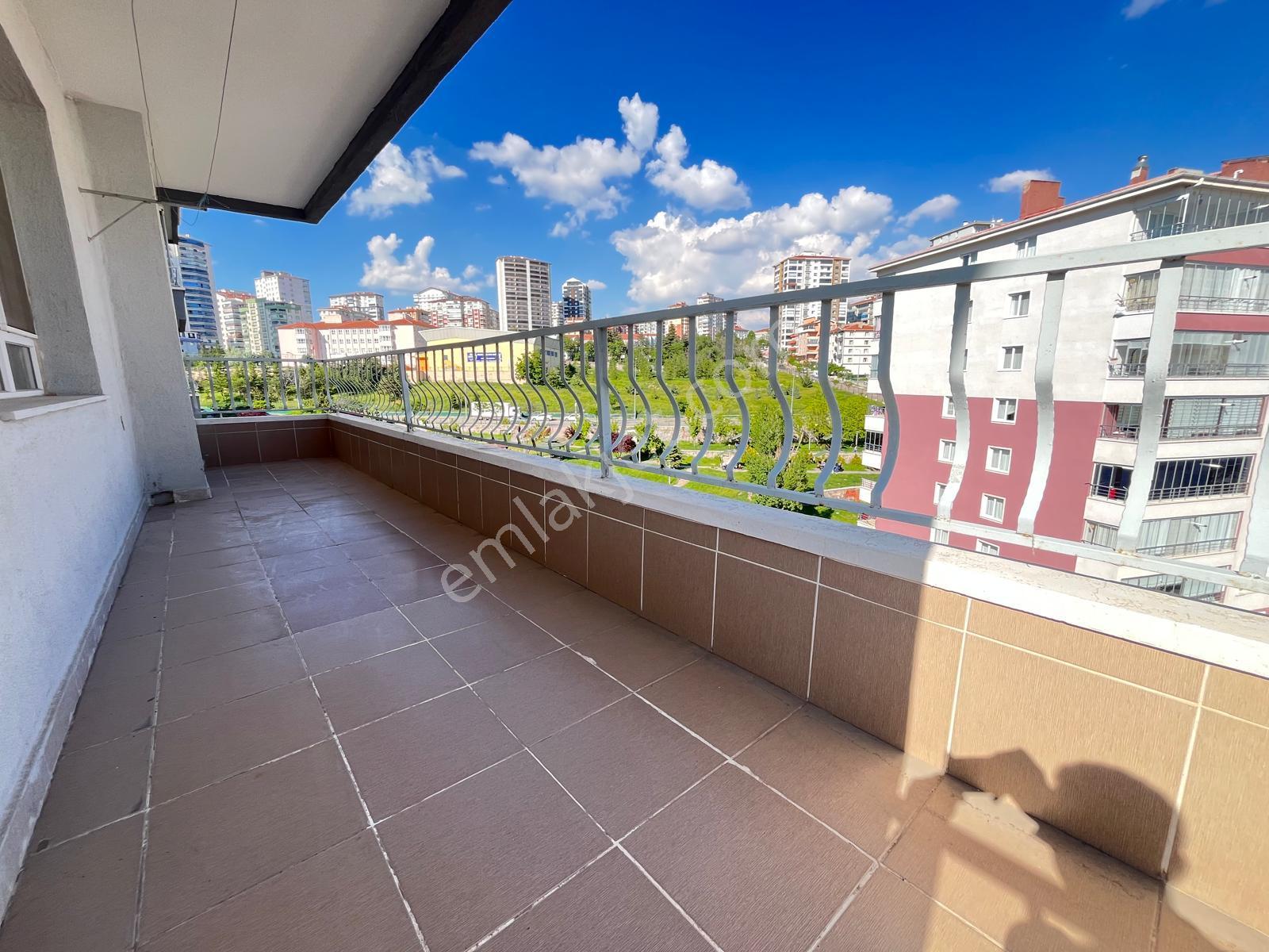 Çiğdemtepe Mah. Selim Caddesinde Park Manzaralı 3+1 Kiralık Daire - Görsel 17