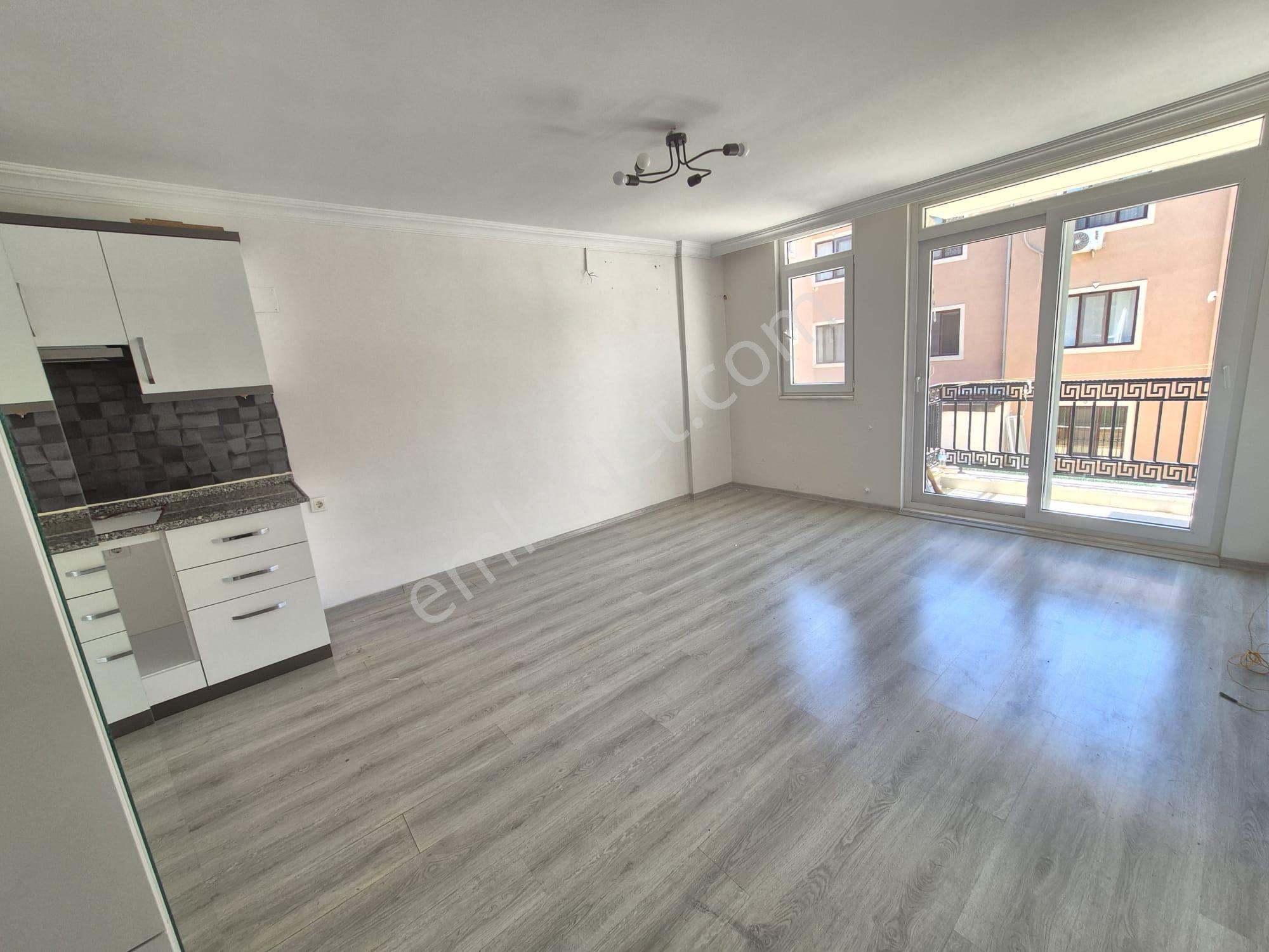 Stop’tan Merkez’de *asansörlü* 1+1 Kiralık Daire - Görsel 4