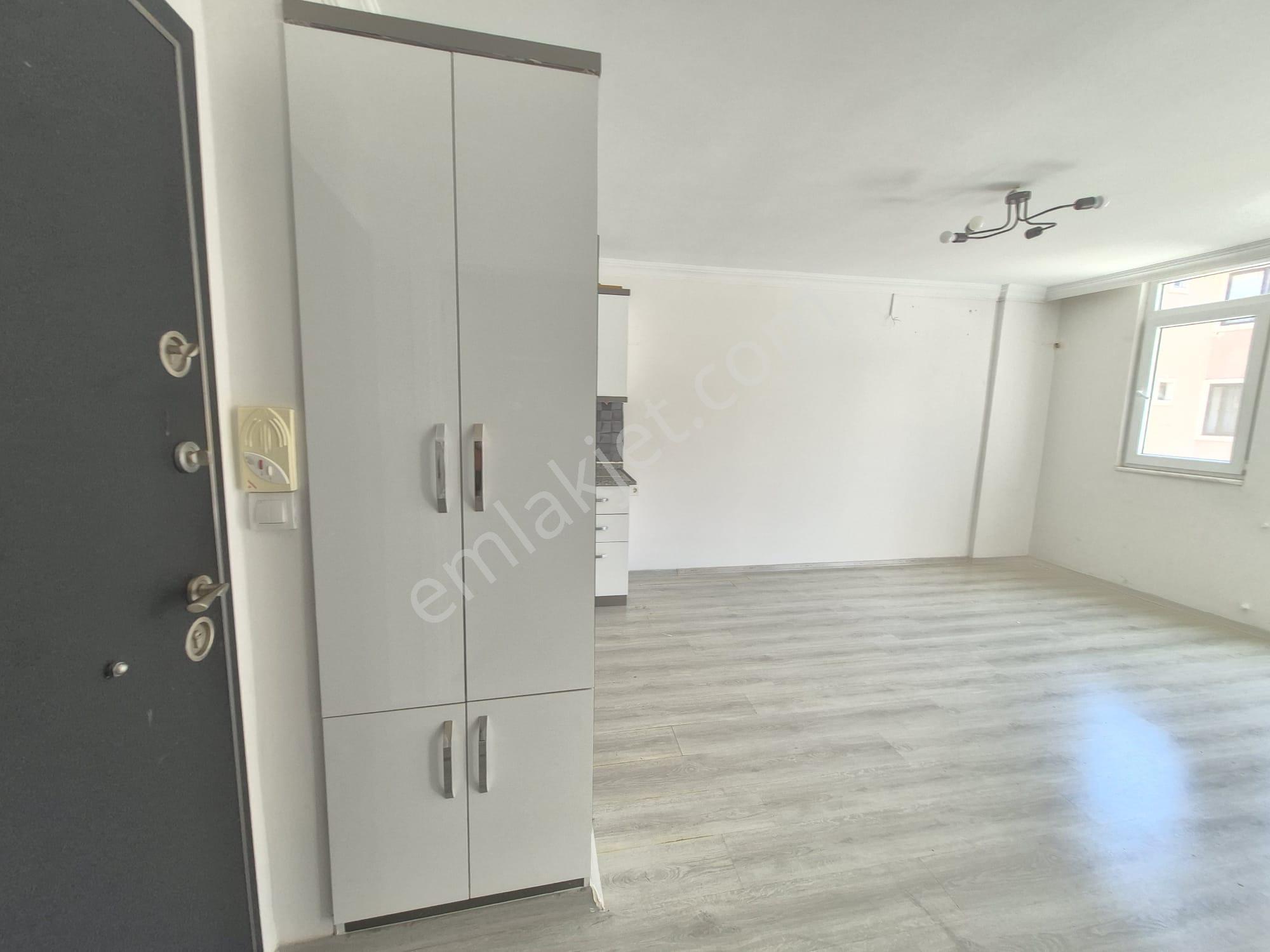 Stop’tan Merkez’de *asansörlü* 1+1 Kiralık Daire - Görsel 6