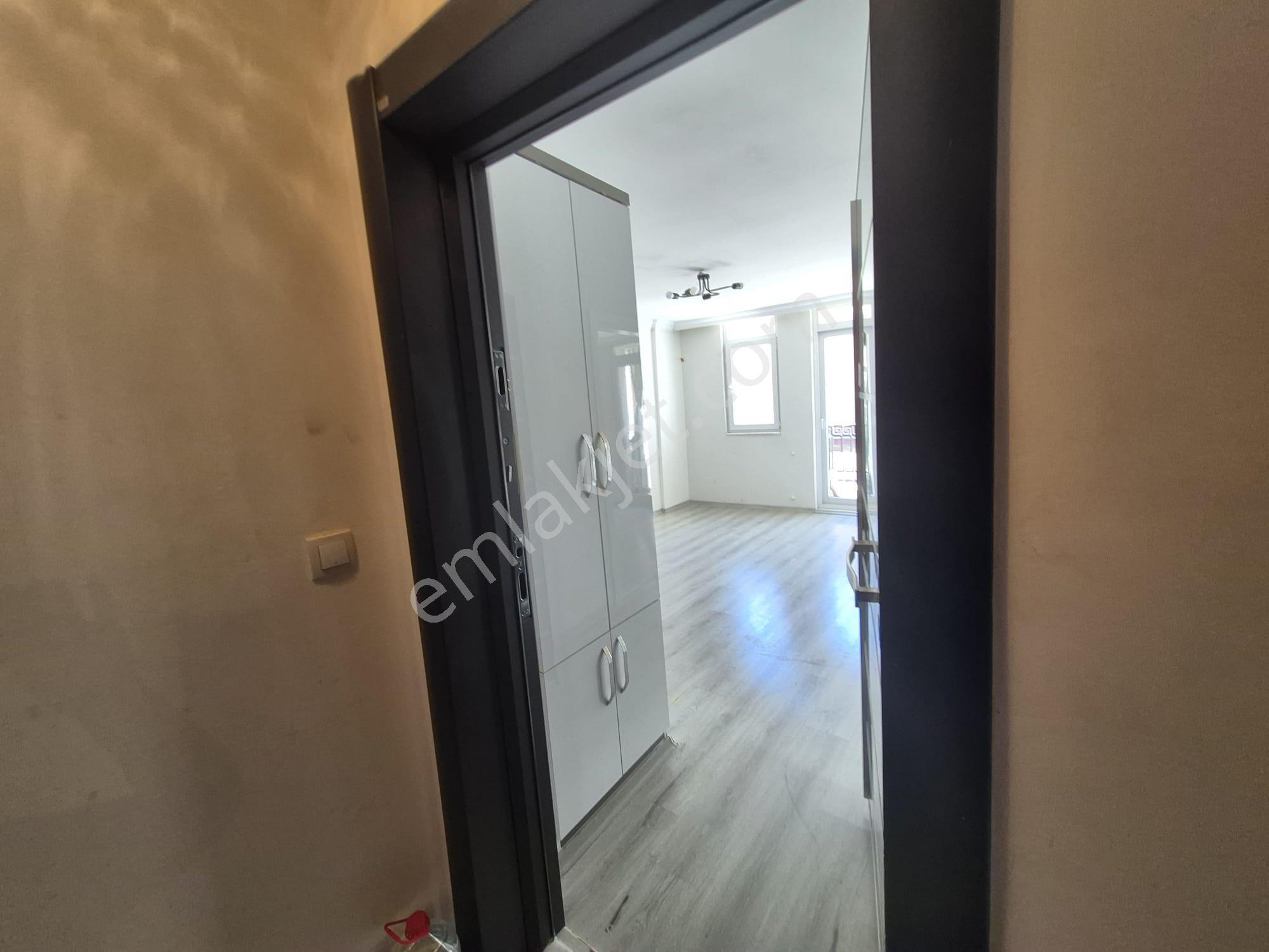 Stop’tan Merkez’de *asansörlü* 1+1 Kiralık Daire - Görsel 18