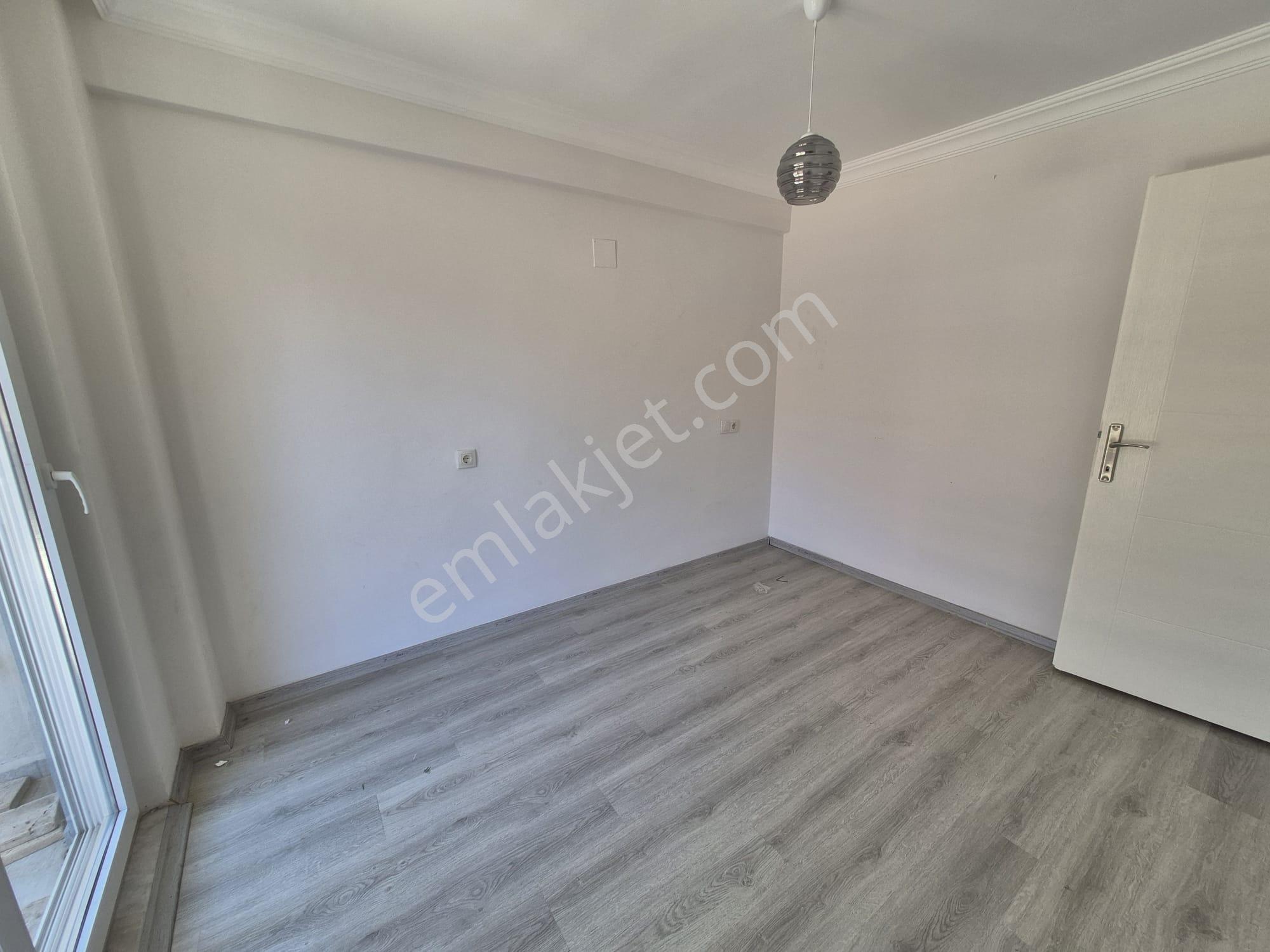 Stop’tan Merkez’de *asansörlü* 1+1 Kiralık Daire - Görsel 9