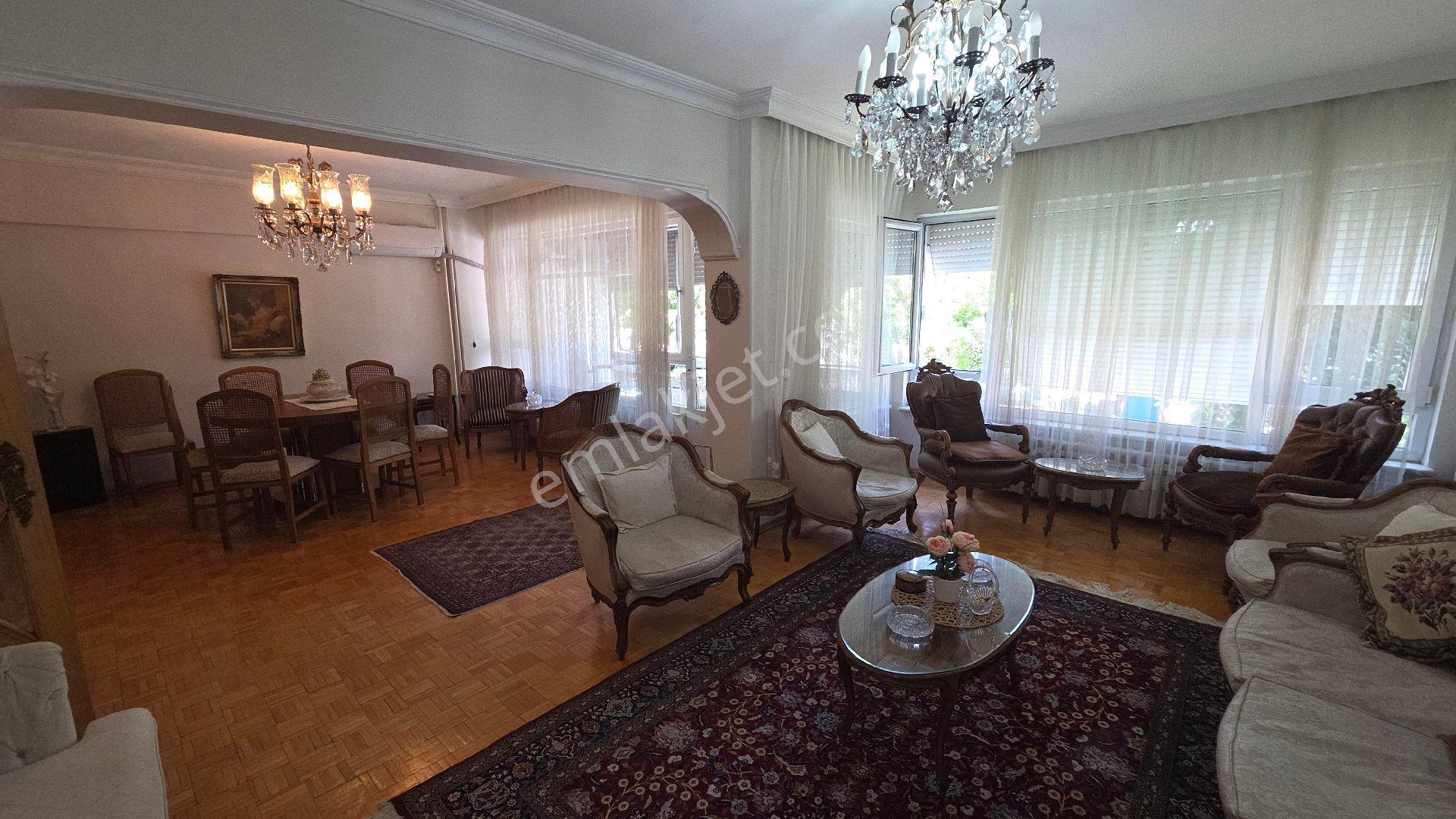 Altıparmakta Eşyalı Kiralık 3+1 Asansörlü Açık Otoparklı - Görsel 2