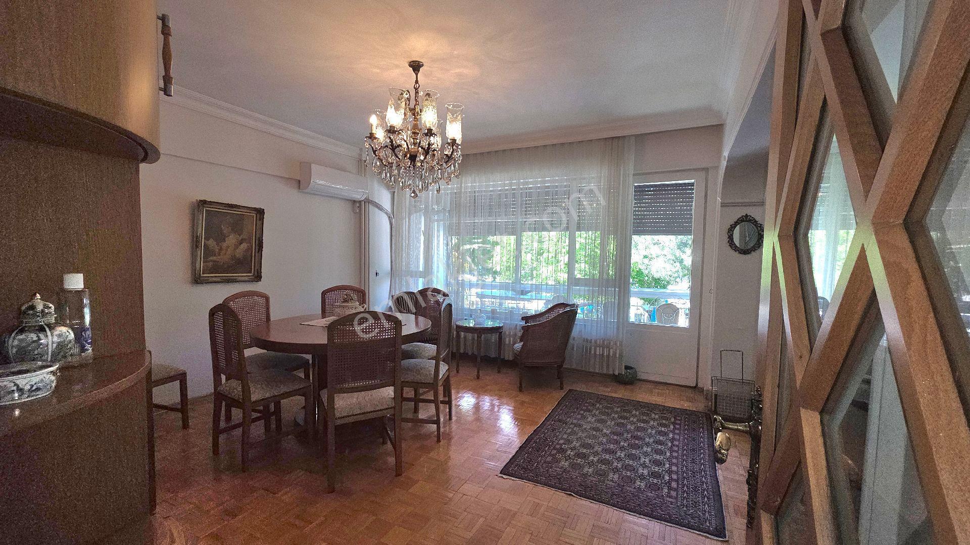 Altıparmakta Eşyalı Kiralık 3+1 Asansörlü Açık Otoparklı - Görsel 12
