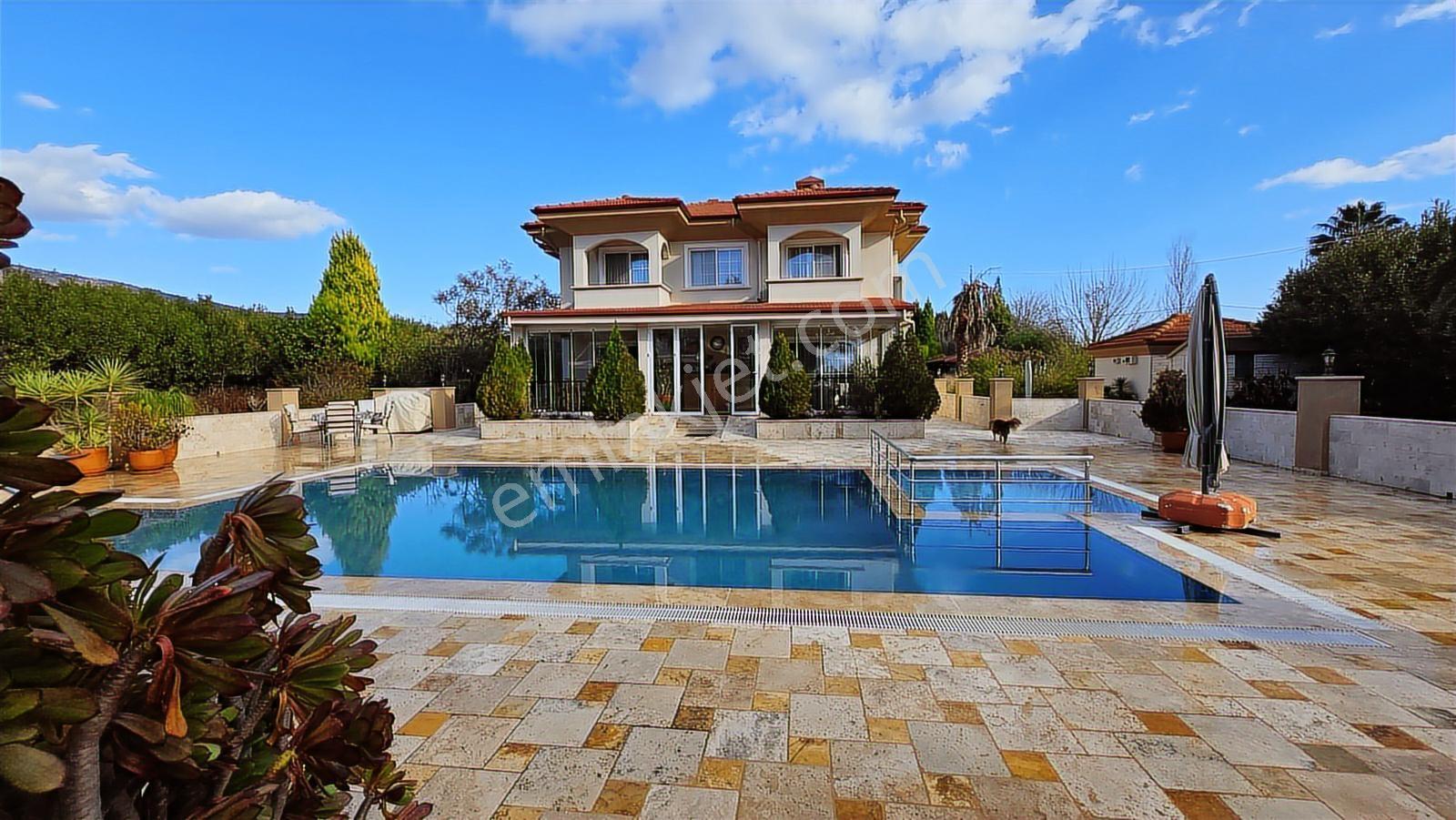 Muğla Gökovada Doğanın Kucağında Satılık Muhteşem Havuzlu Villa - Görsel 11