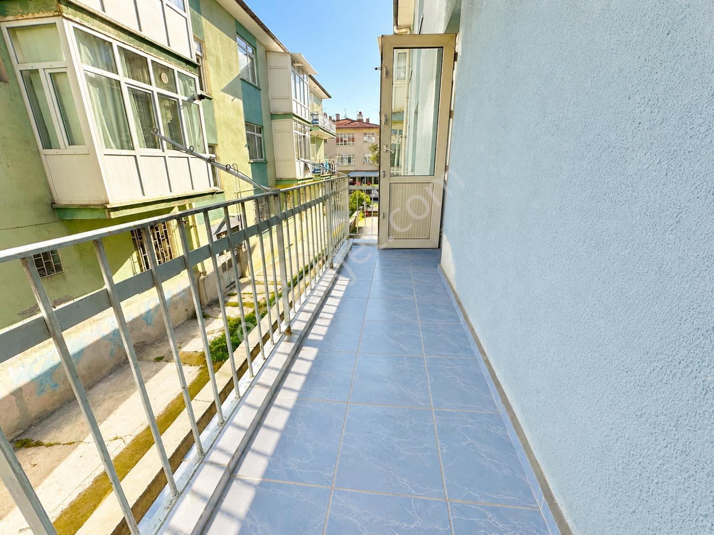 Uzman Emlak Ofisinden Çiçekli Mh.yunus Emre Cad.yakını Katta Yapılı 3+1 Daire - Görsel 18