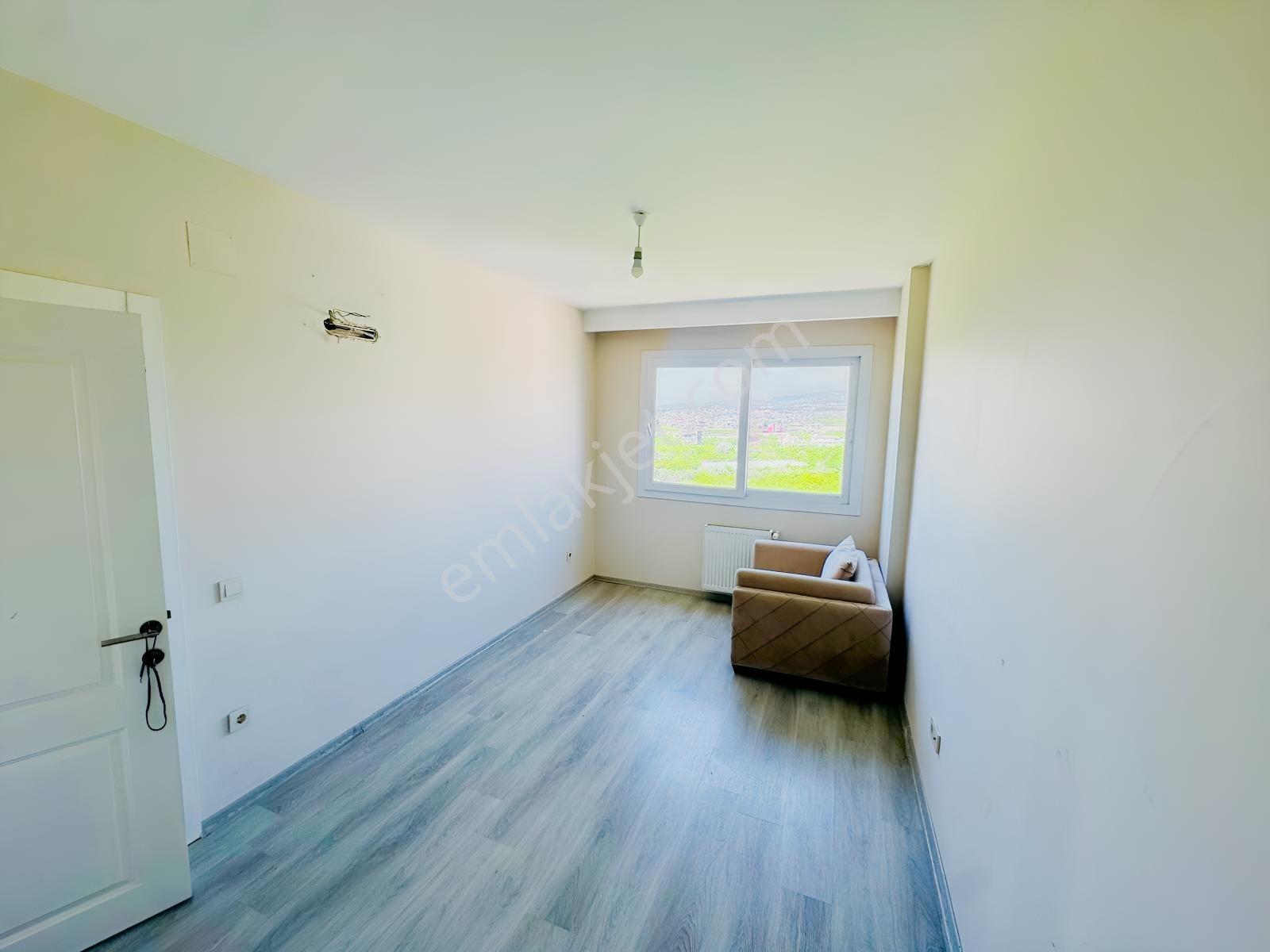 Üniversiteye Yürüme Mesafesinde Geniş Ve Kullanışlı 2+1 Kiralık - Görsel 20