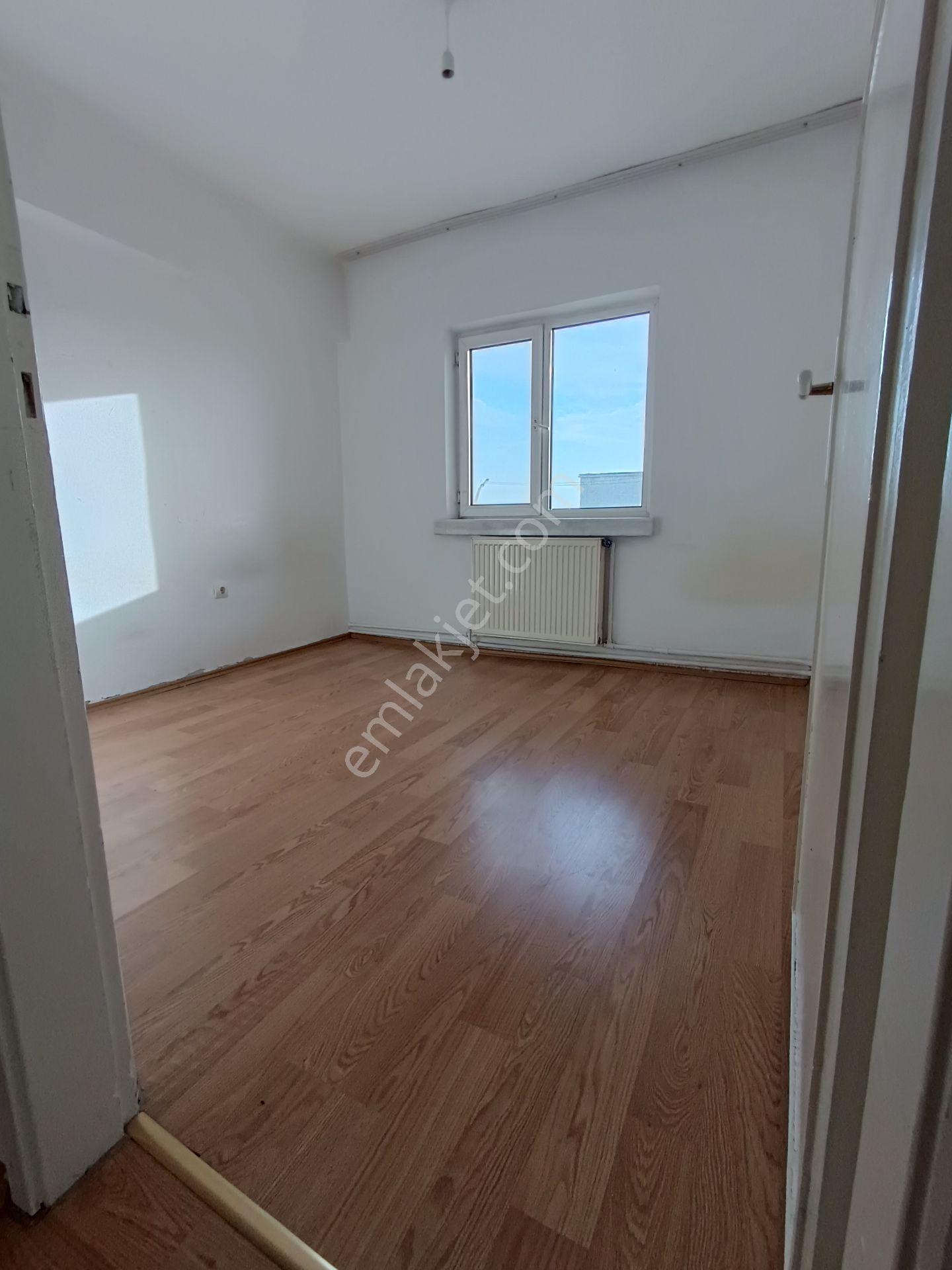 Etlik'te Site İçerisinde 3+1 Kiralık Daire - Görsel 9