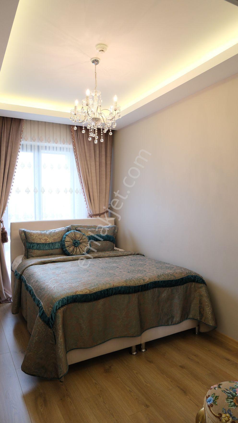 Navi Tower 6.katta Mimari Dokunuşlarla Yenilenmiş 4+1 Lüks Daire - Görsel 16