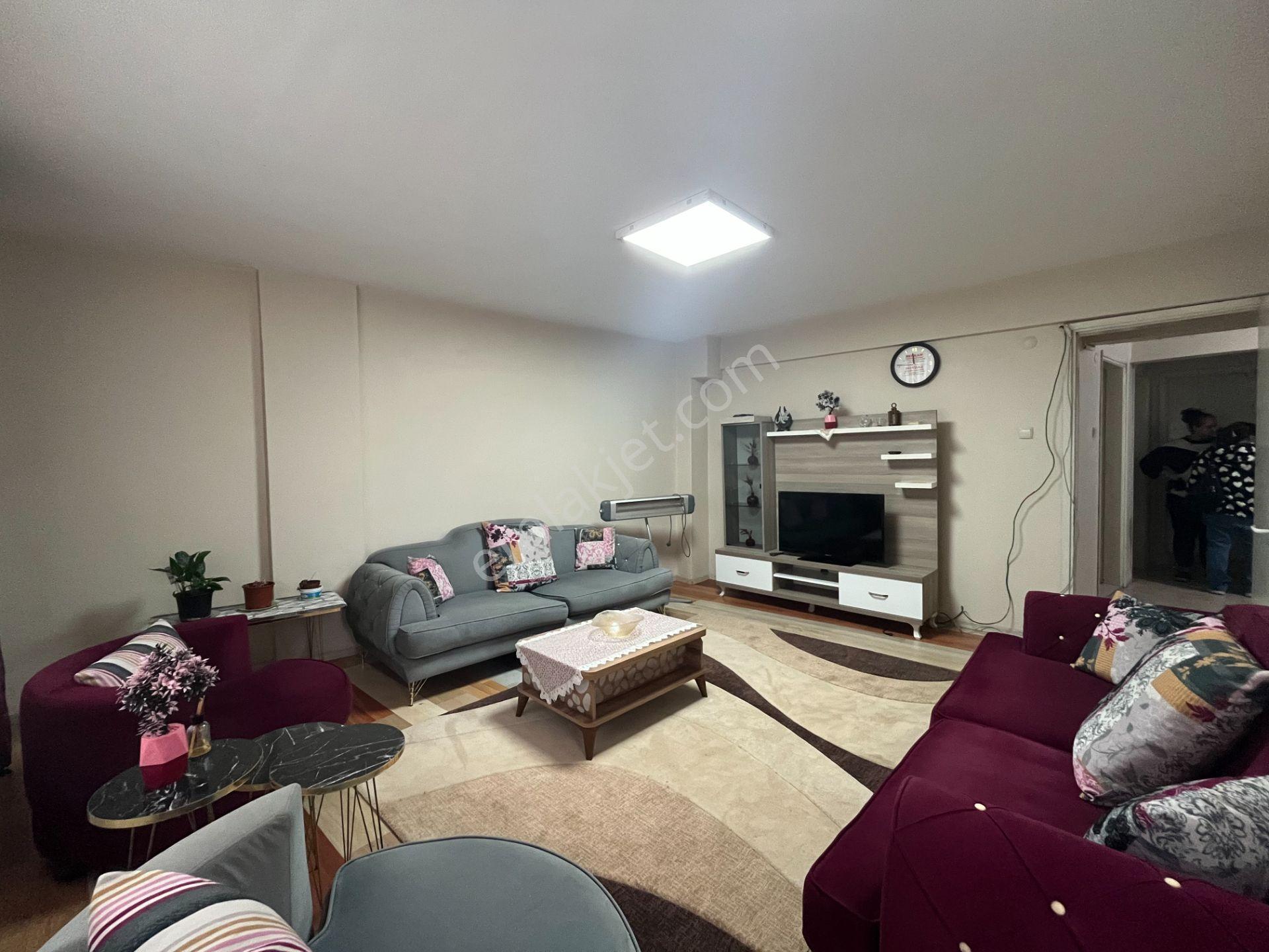 Gümüşpala'da Karakol Yakını Eşyalı Ara Kat 2+1 Kiralık Daire - Görsel 4