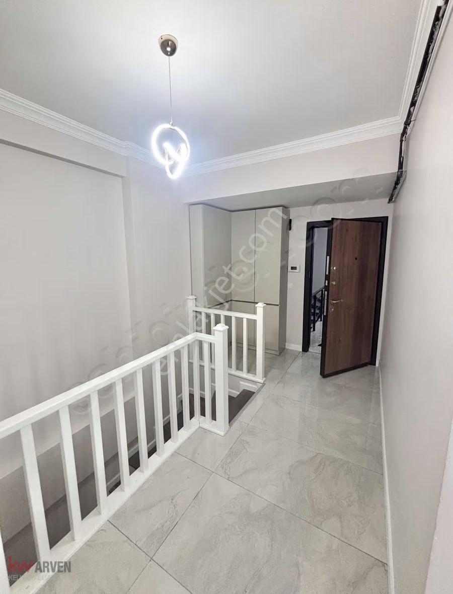 Başiskele Sahilde 4+1 Kiralık Geniş Çatı Dubleks Daire - Görsel 28
