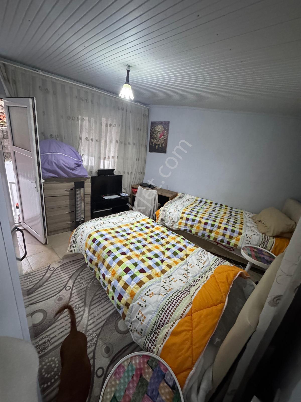 Ayvada'dan Ayvalık Merkez’de Tek Tapudan 3 Ayrı Girişli 3. Kağir Rum Evi​ - Görsel 16