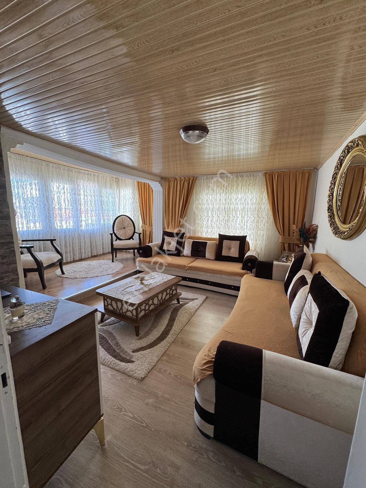 Ayvada'dan Ayvalık Merkez’de Tek Tapudan 3 Ayrı Girişli 3. Kağir Rum Evi​ - Görsel 5
