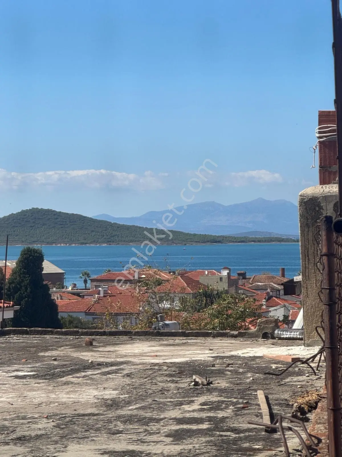 Ayvada'dan Ayvalık Merkez’de Tek Tapudan 3 Ayrı Girişli 3. Kağir Rum Evi​ - Görsel 2