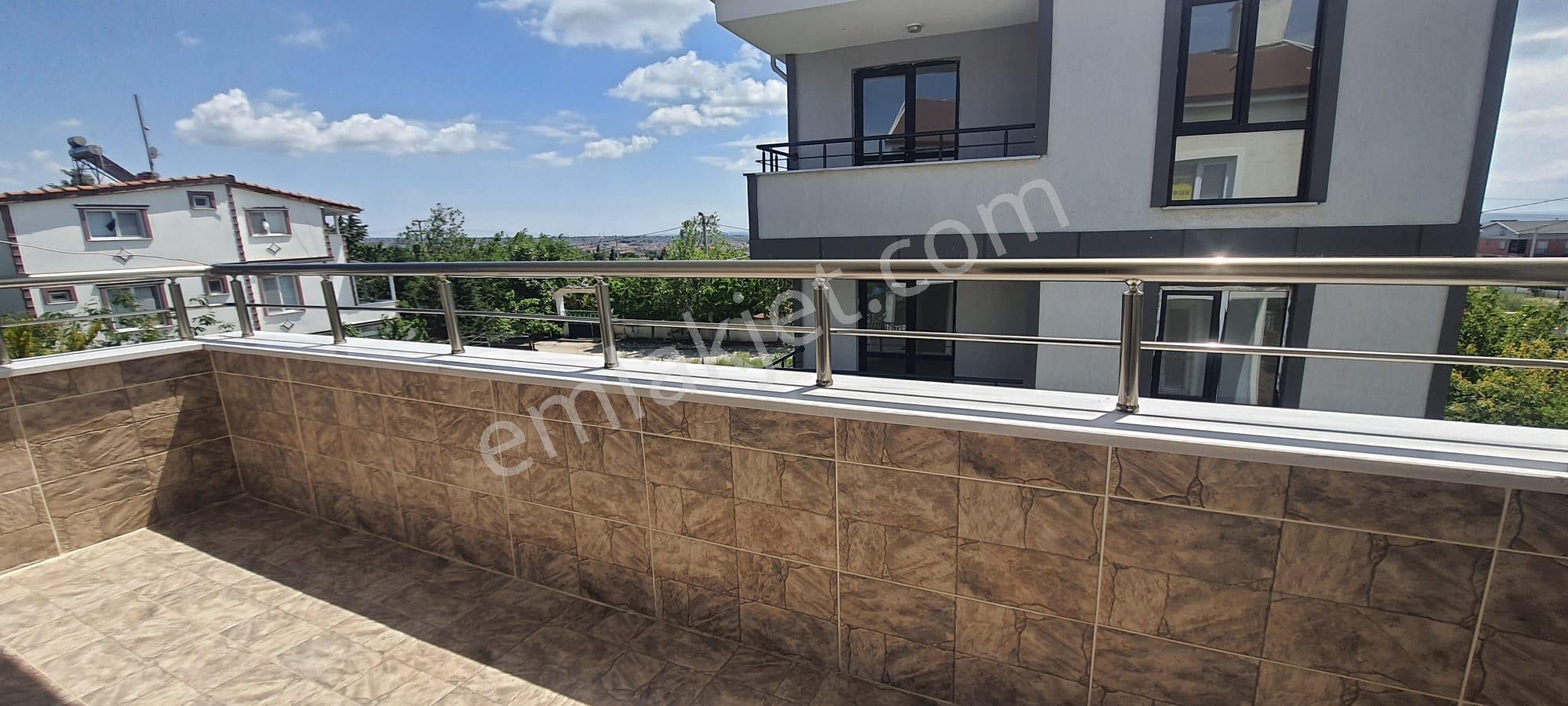 Tekirdağ Yeniçiftlik De Yaz Kış Oturmaya Uygun Müstakil Villa - Görsel 17