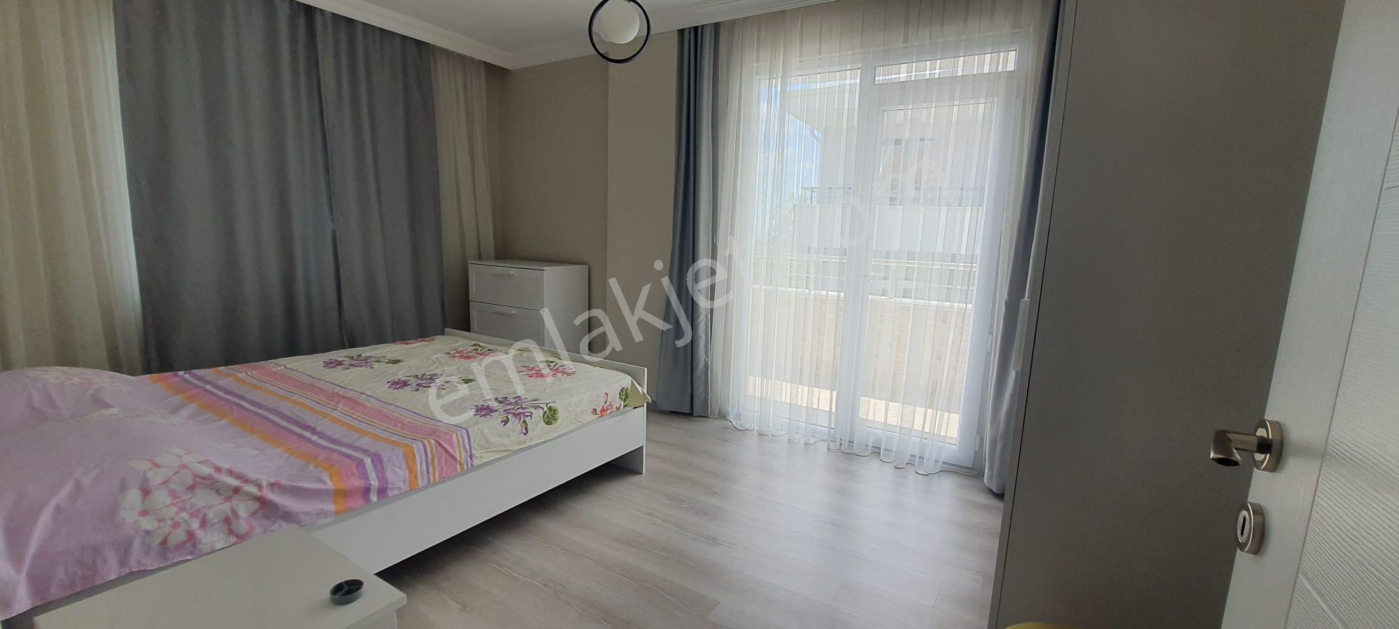 Tekirdağ Yeniçiftlik De Yaz Kış Oturmaya Uygun Müstakil Villa - Görsel 18
