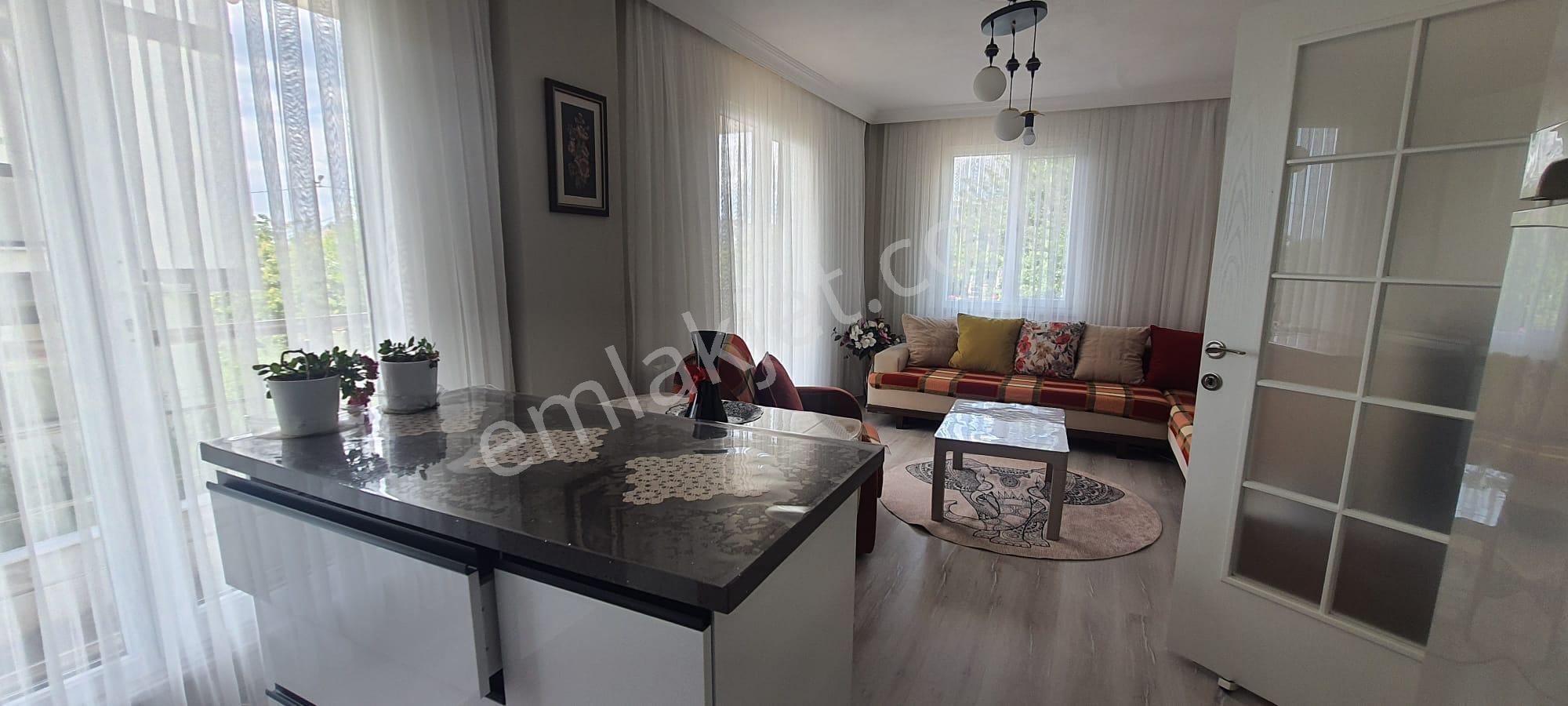Tekirdağ Yeniçiftlik De Yaz Kış Oturmaya Uygun Müstakil Villa - Görsel 23