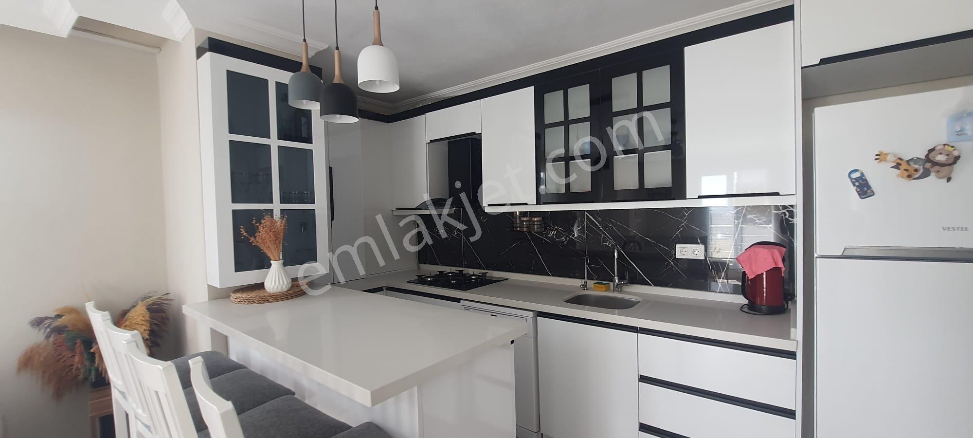 Tekirdağ Yeniçiftlik De Yaz Kış Oturmaya Uygun Müstakil Villa - Görsel 11