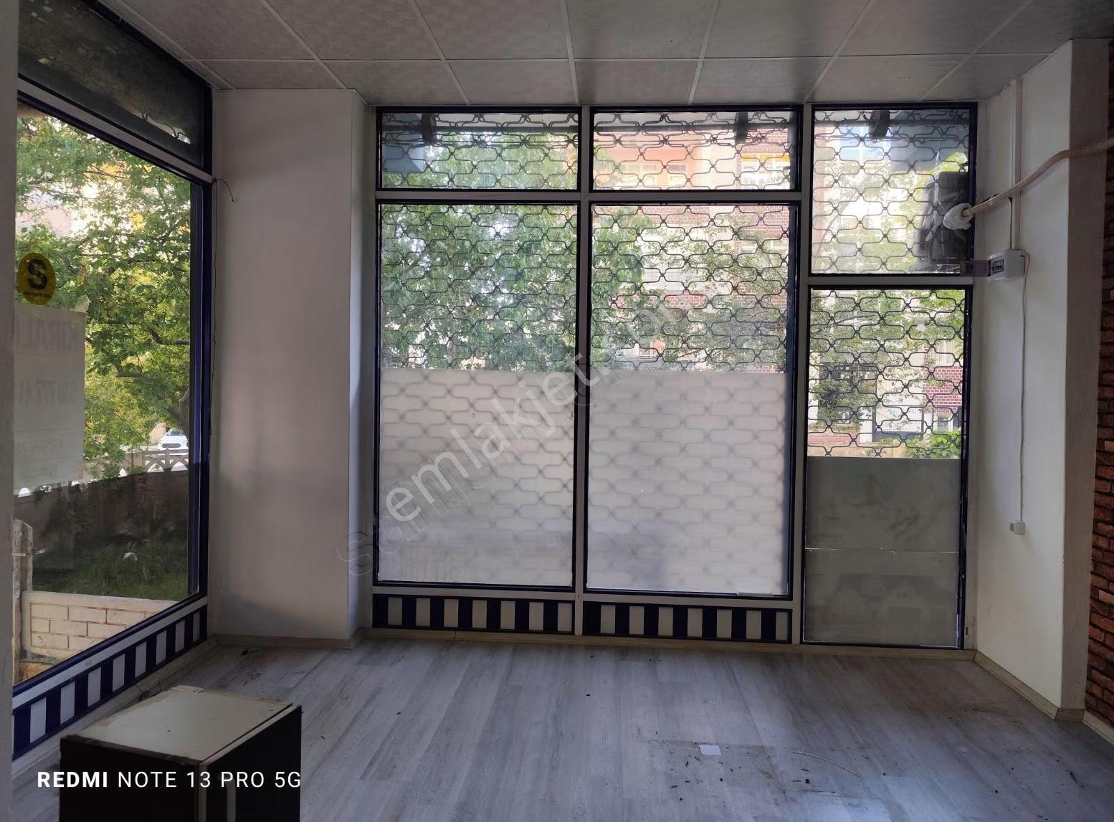 Üniversite Mahallesinde Kiralık Ofis & Dükkan - Görsel 6
