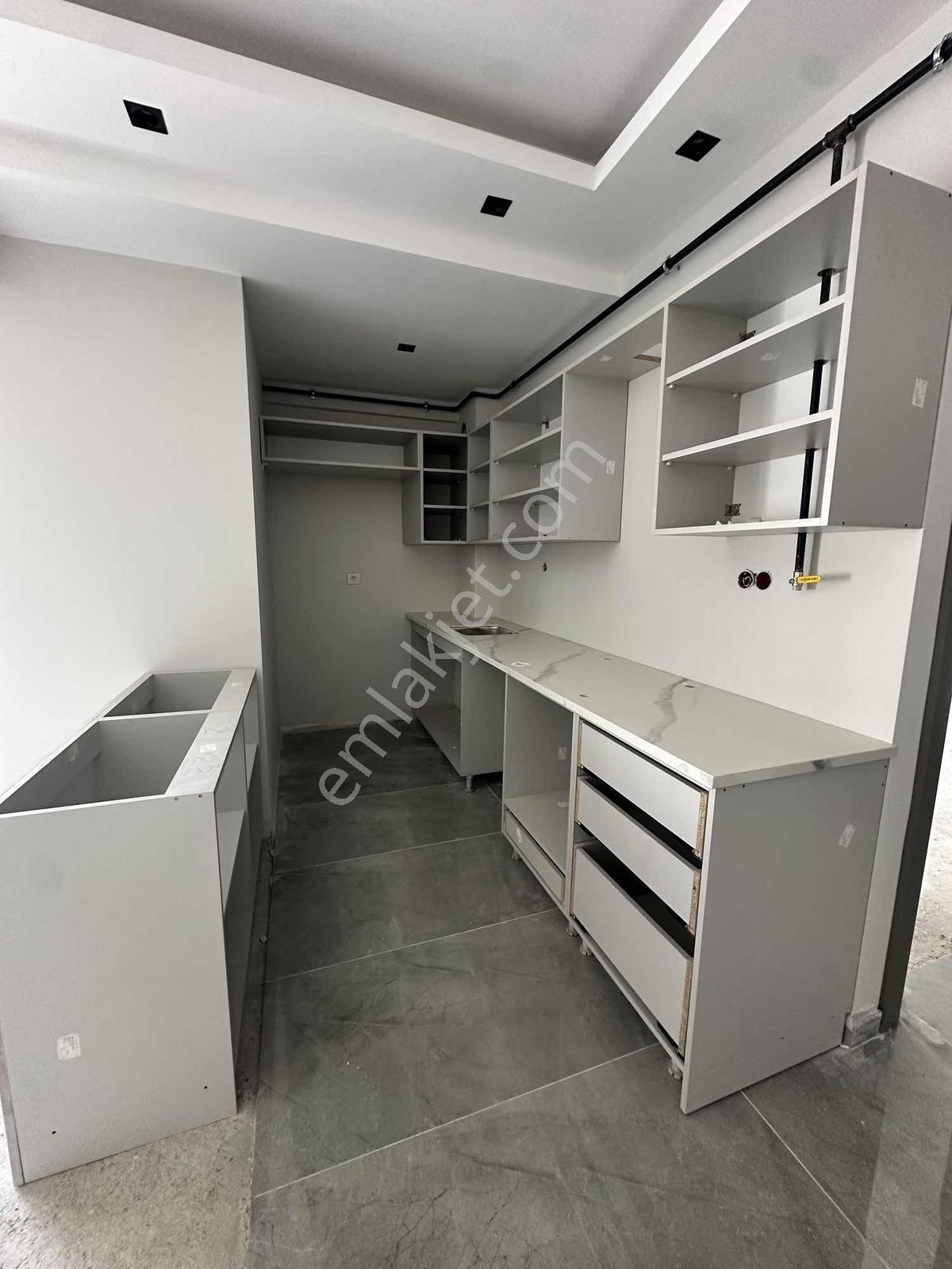 Karadeniz Emlak'tan Lüks 1+1 Satılık Daire - Görsel 4