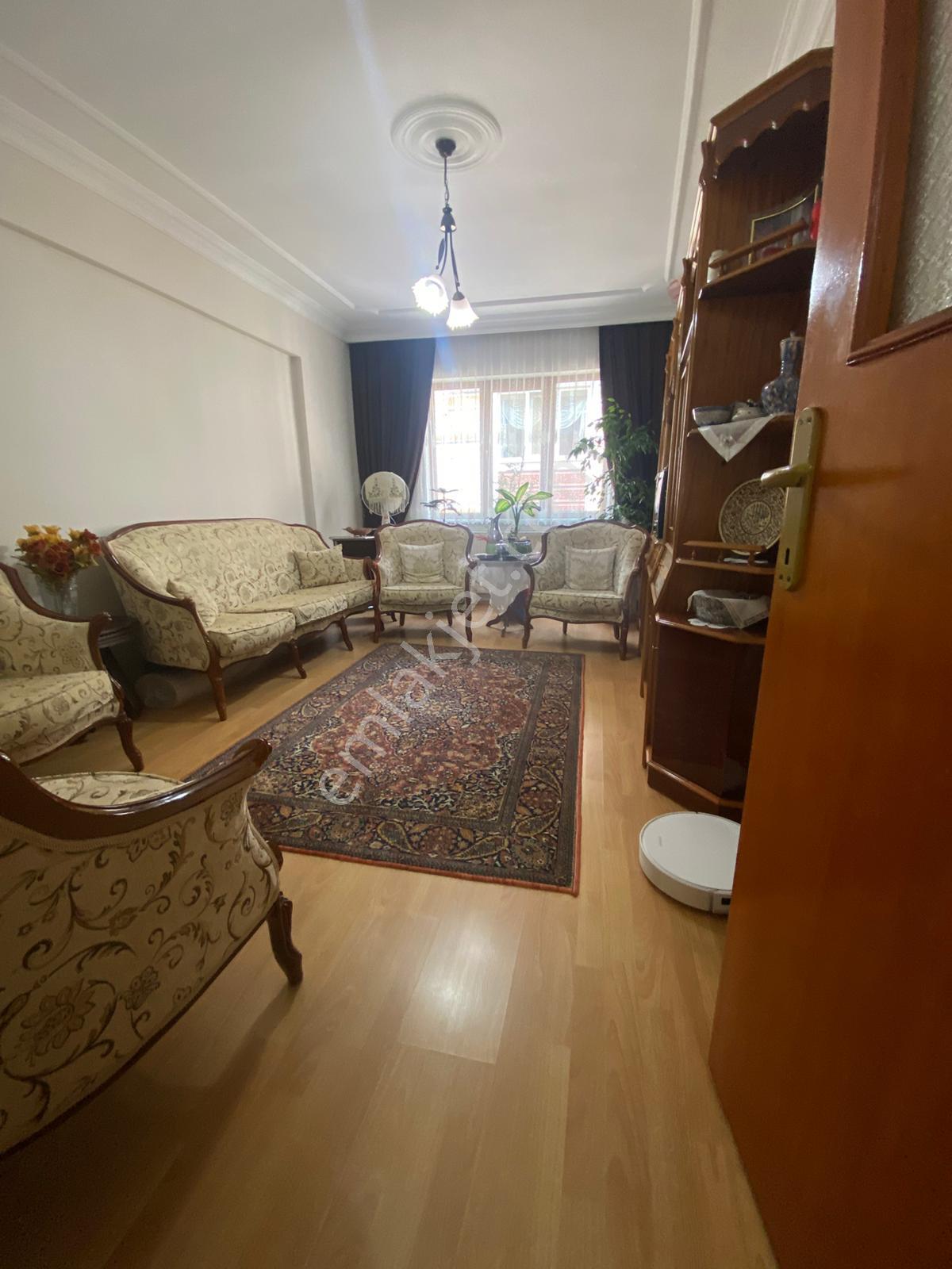 Bursa Yıldırım Selimzade Mah 2+1 90m2 3.(arakat) Kombili Çift Cephe