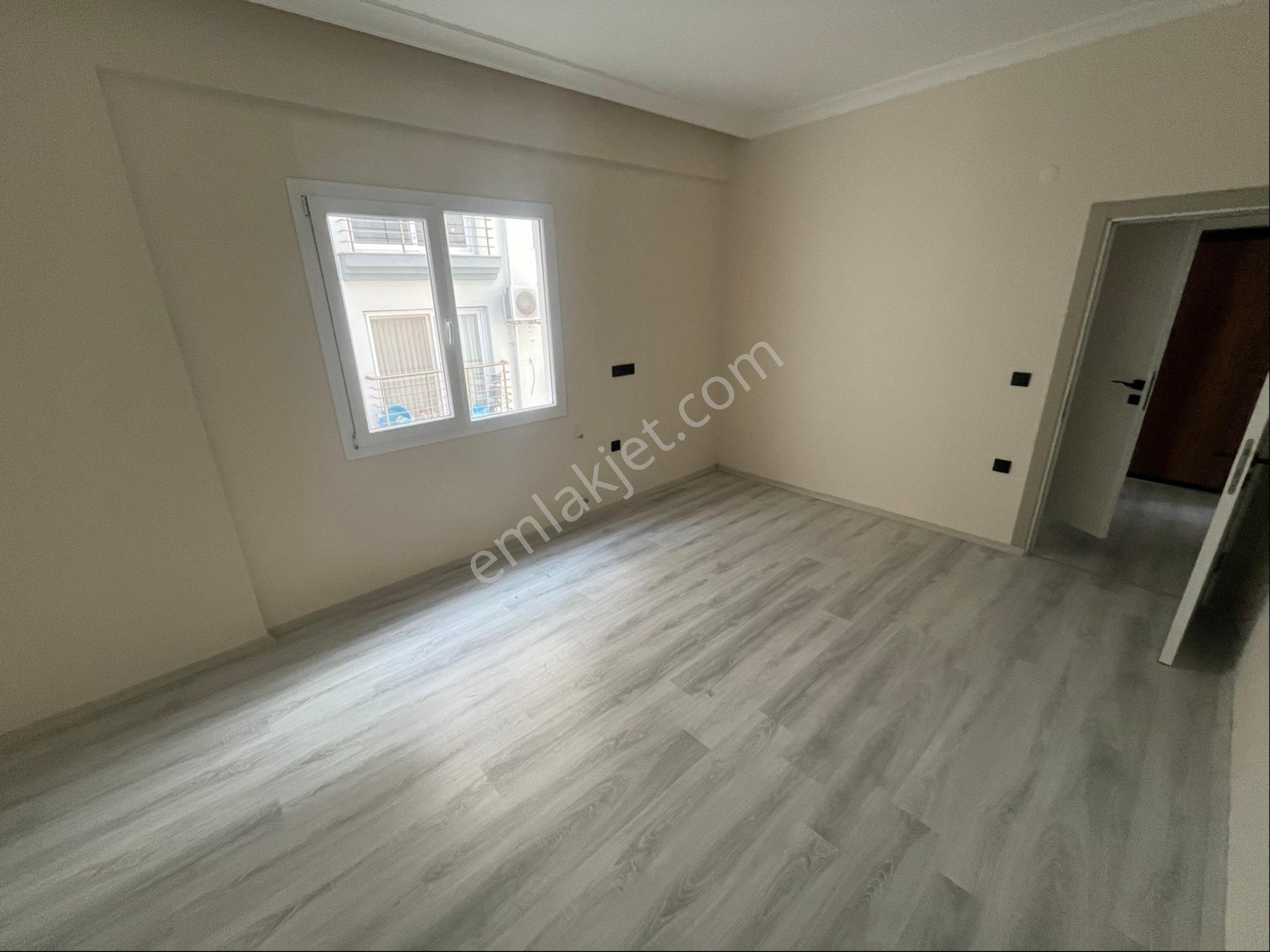 Kuşadası Davutlar Merkezde 2+1 Arakat Daire - Görsel 16