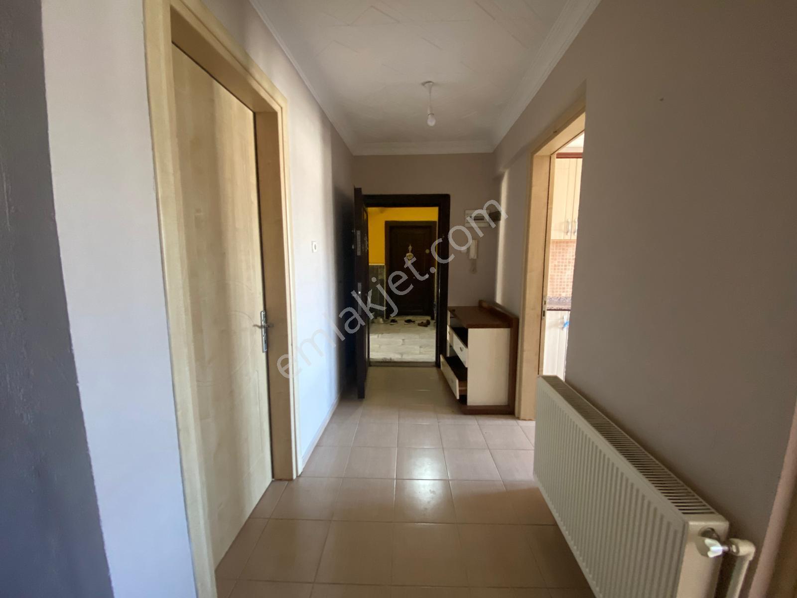 Reşatbey Mah. Belediye Konutlarında Kiralık 3+1 Daire - Görsel 5
