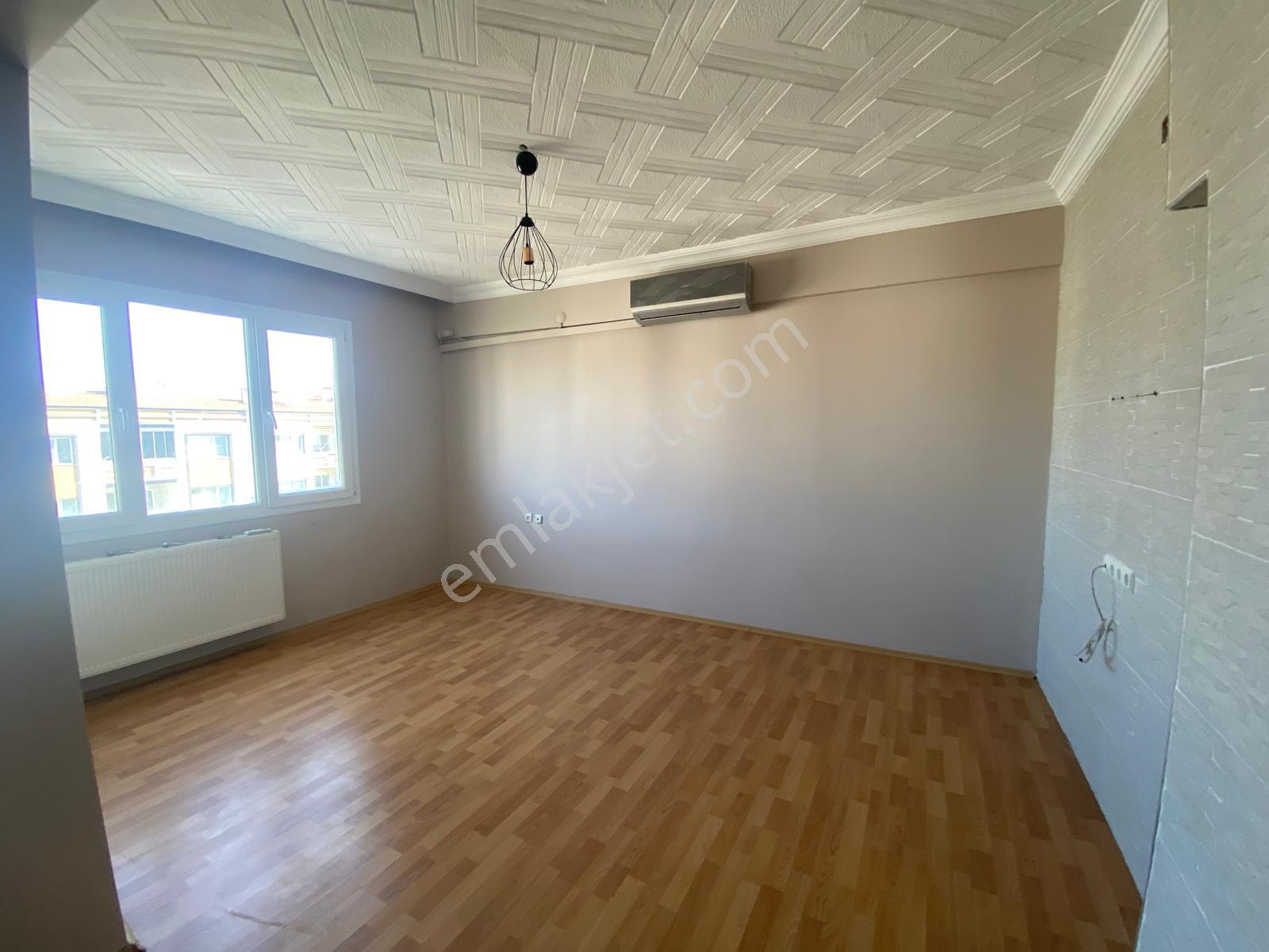 Reşatbey Mah. Belediye Konutlarında Kiralık 3+1 Daire - Görsel 7