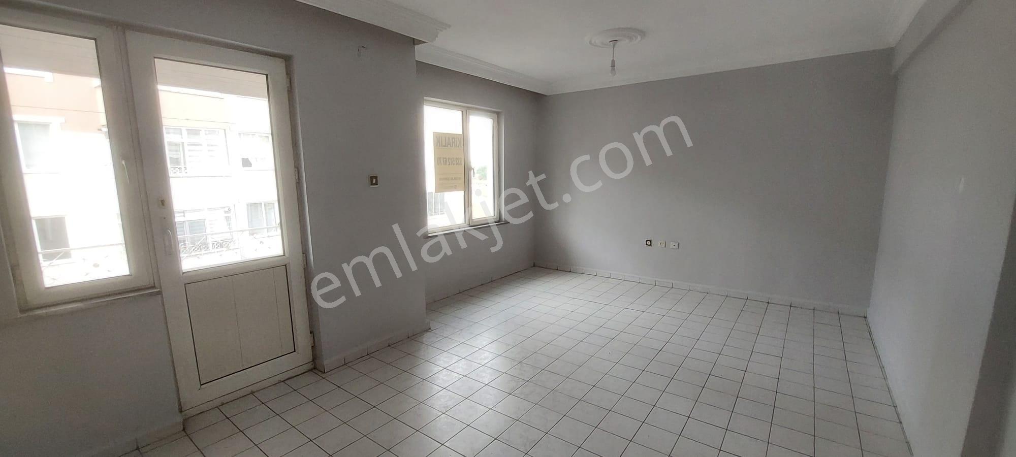 Kırklareli/merkez Cumhuriyet Mahallesi Kiralık 3+1 Daire - Görsel 9