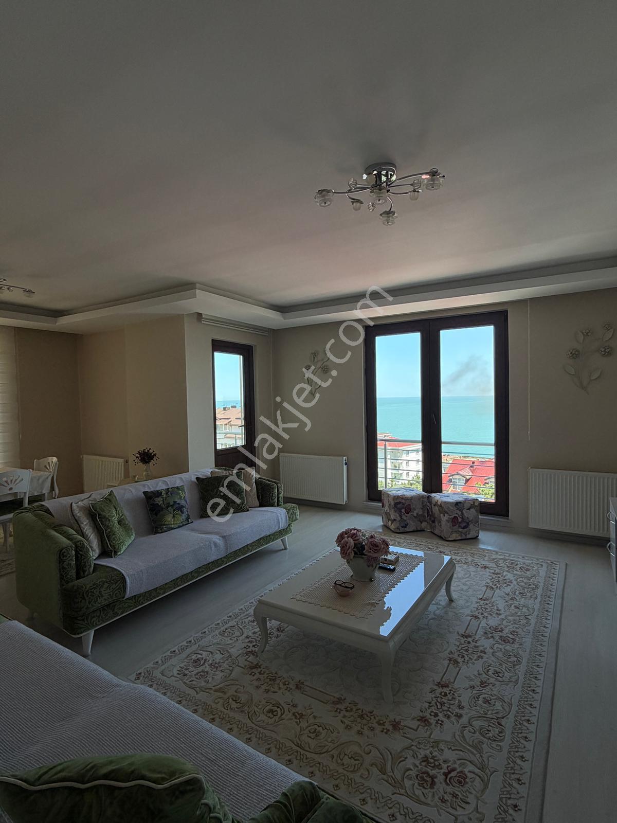 Güzelyalı Mahallesinde Deniz Manzaralı Daire - Görsel 8