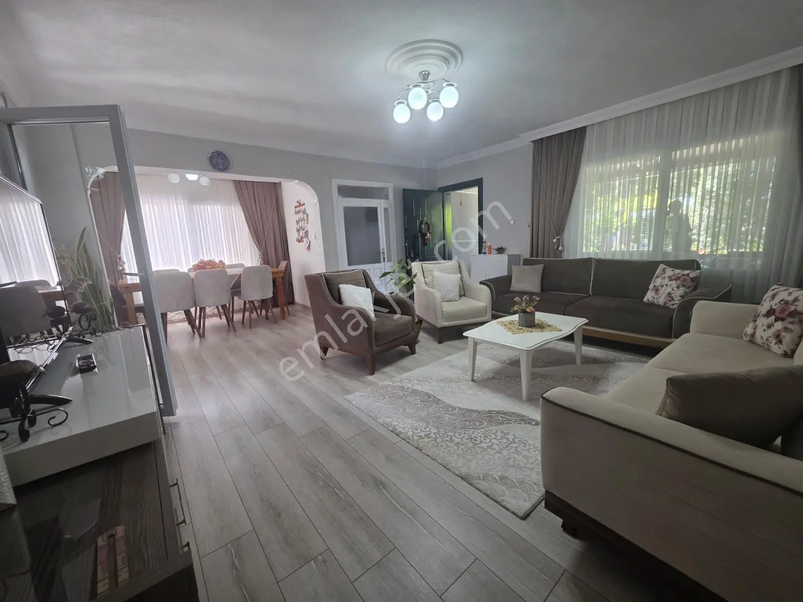 Denize Yürüme Mesafesinde Müstakil Bahçeli Villa - Görsel 5