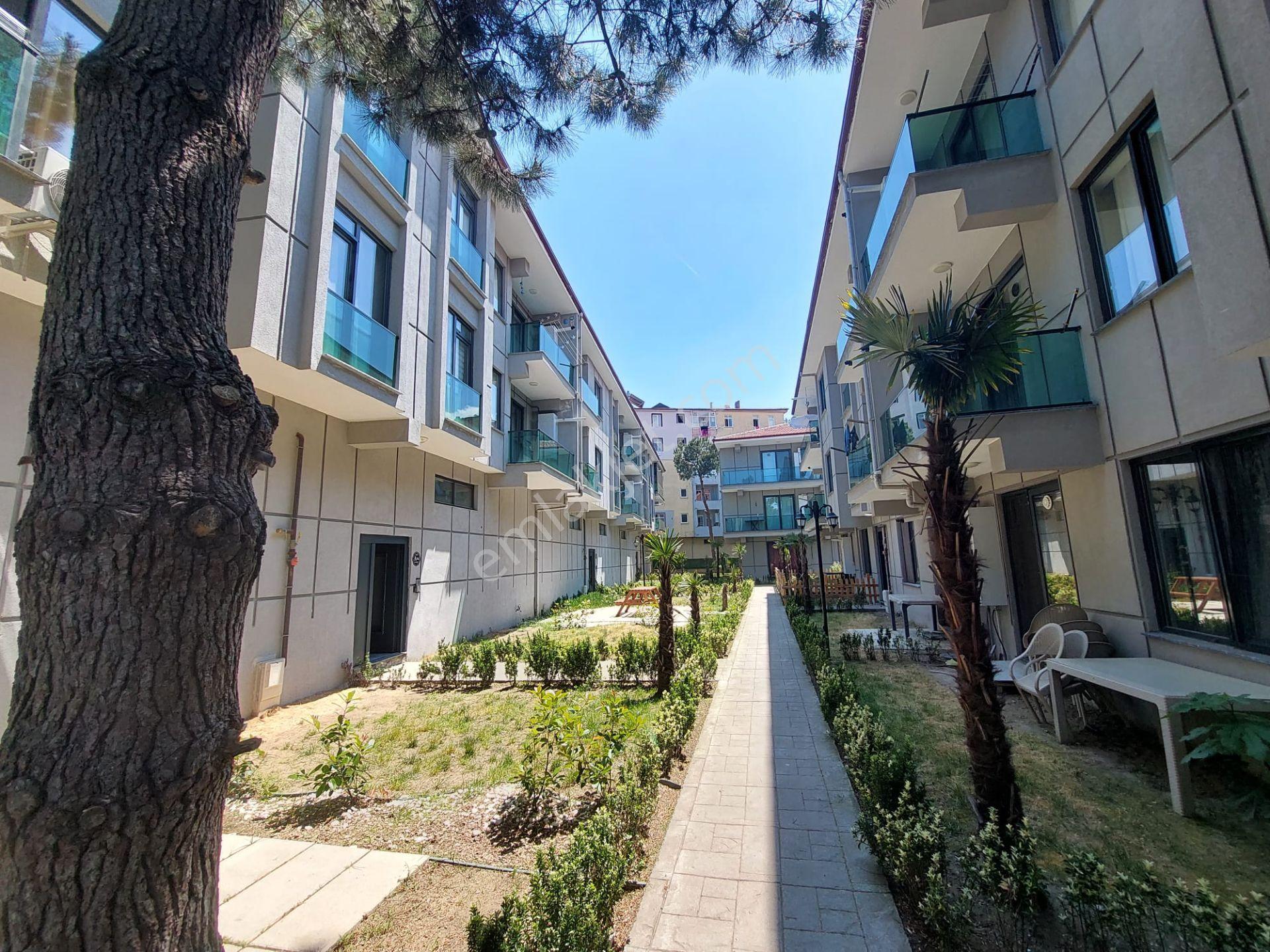 Çamlık Sitesinde Full Eşyalı Kombili 2+1 Güney Cephe Satılık - Görsel 11